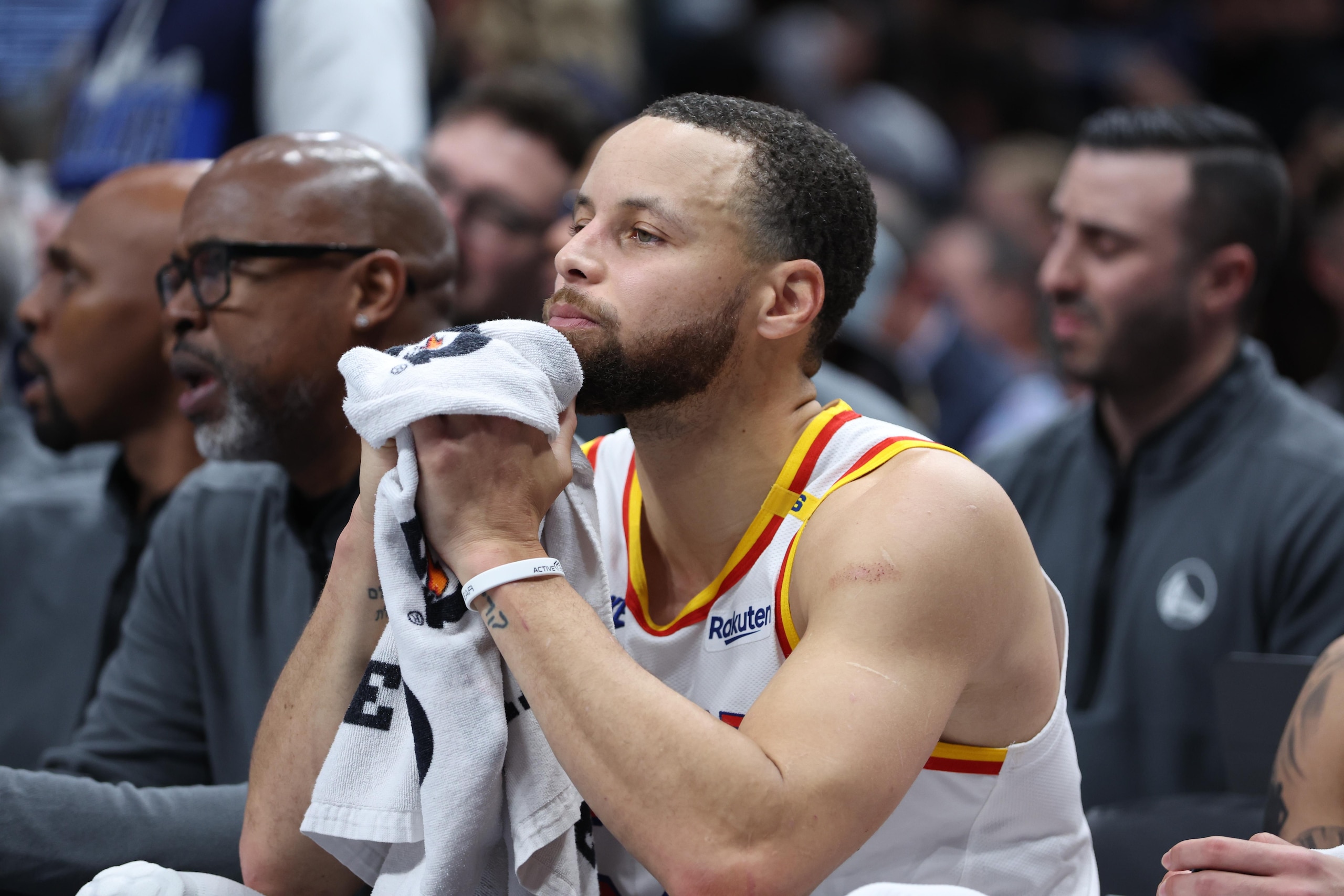 Golden State Warriors v Dallas Mavericks Golden State Warriors v Dallas Mavericks