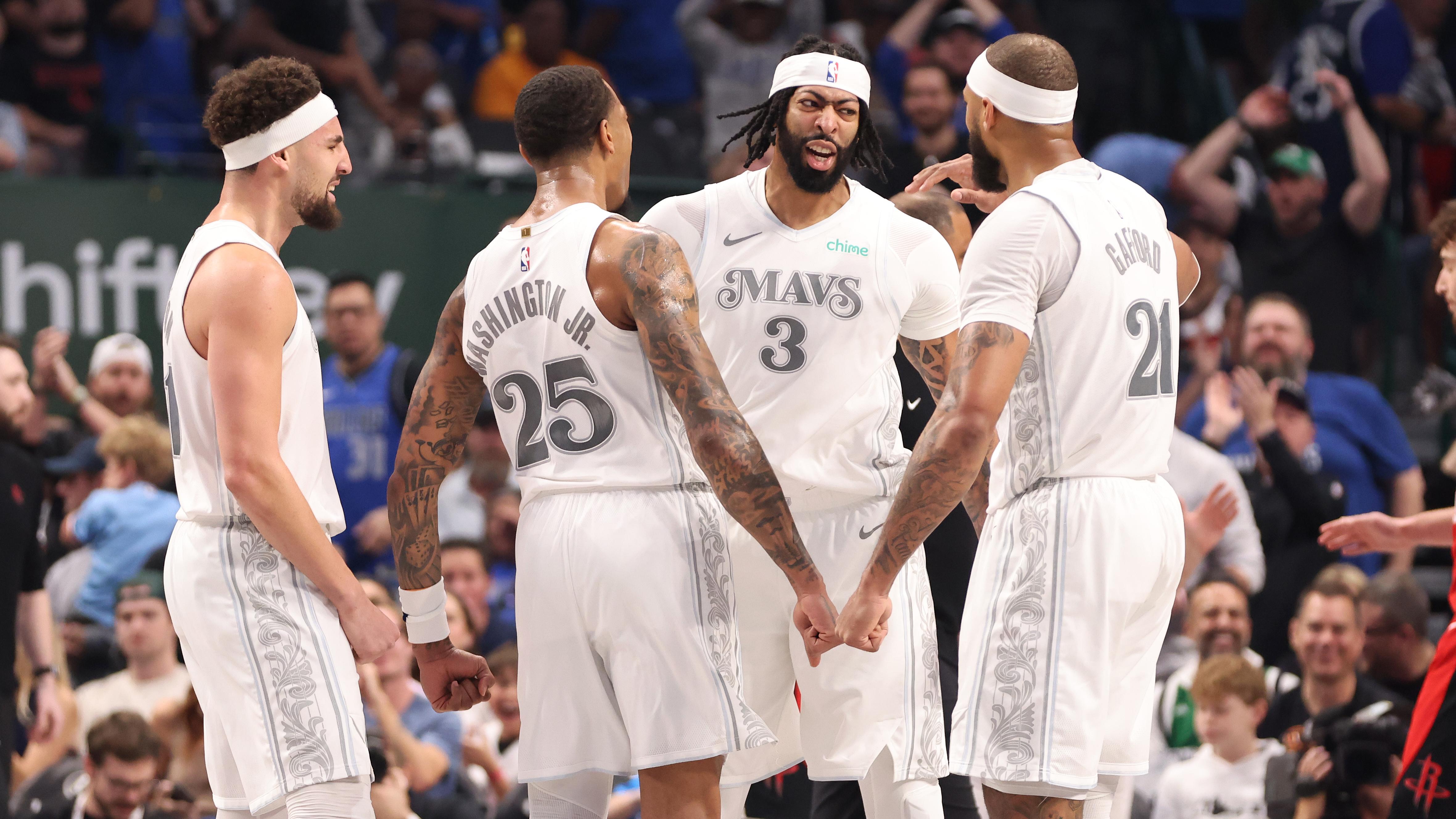 Houston Rockets v Dallas Mavericks