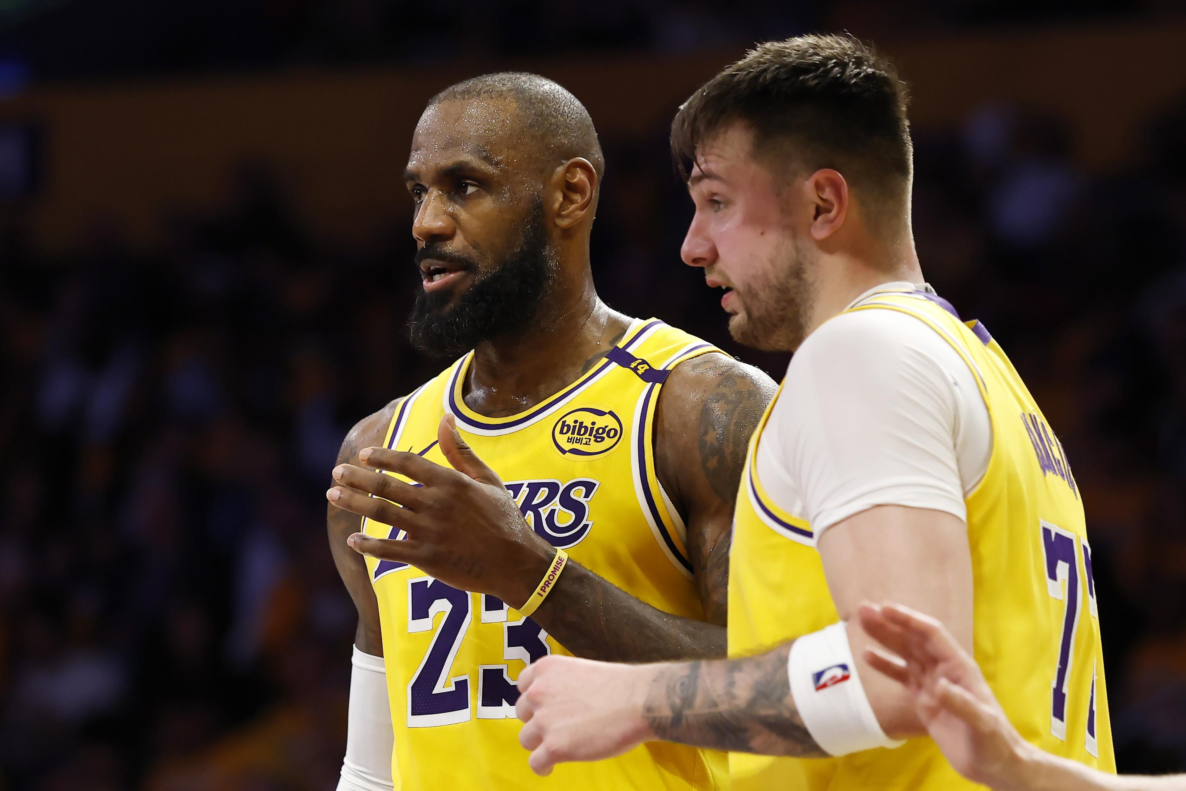 Utah Jazz v Los Angeles Lakers Utah Jazz v Los Angeles Lakers