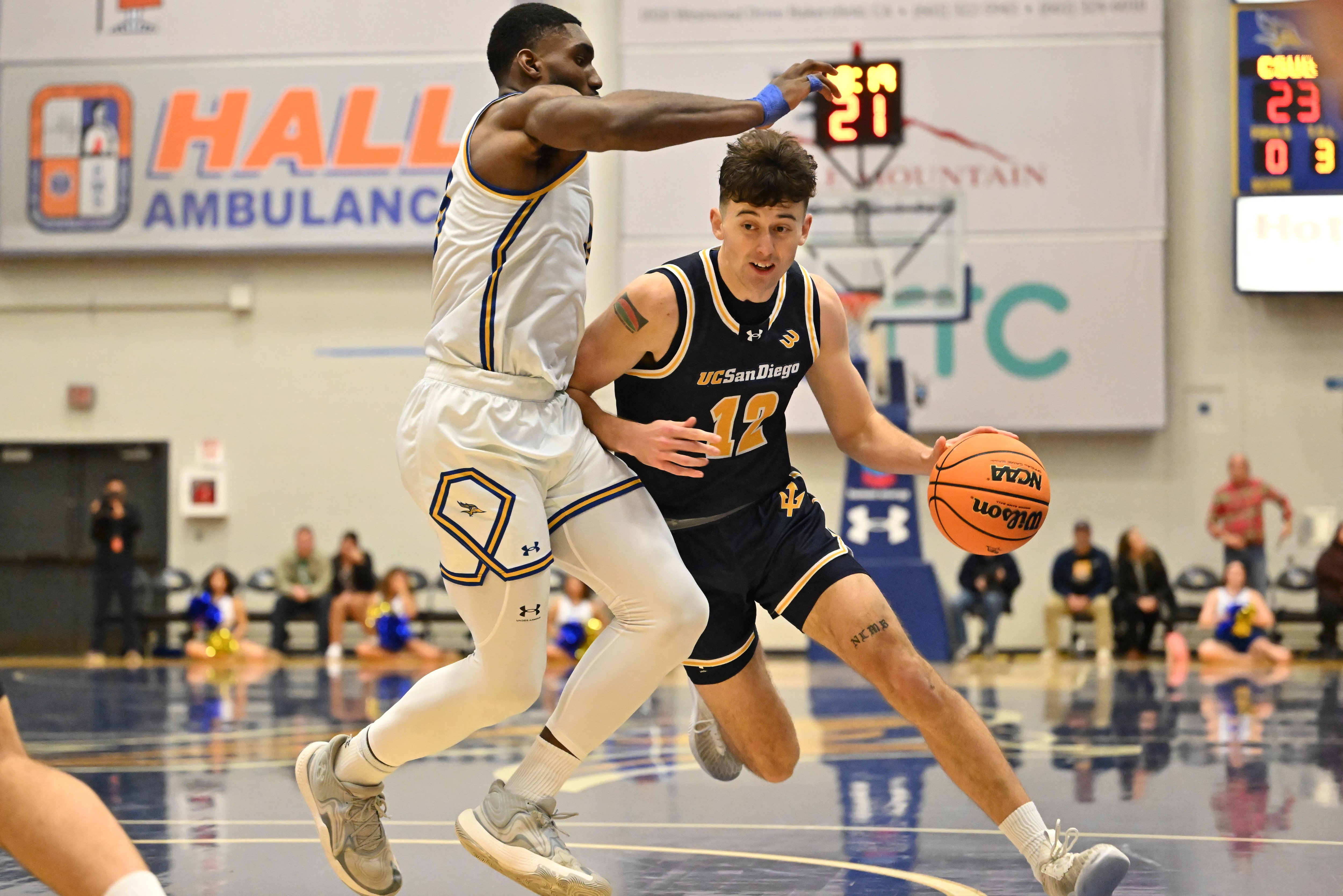 COLLEGE BASKETBALL: FEB 13 UCSD at Cal State Bakersfield