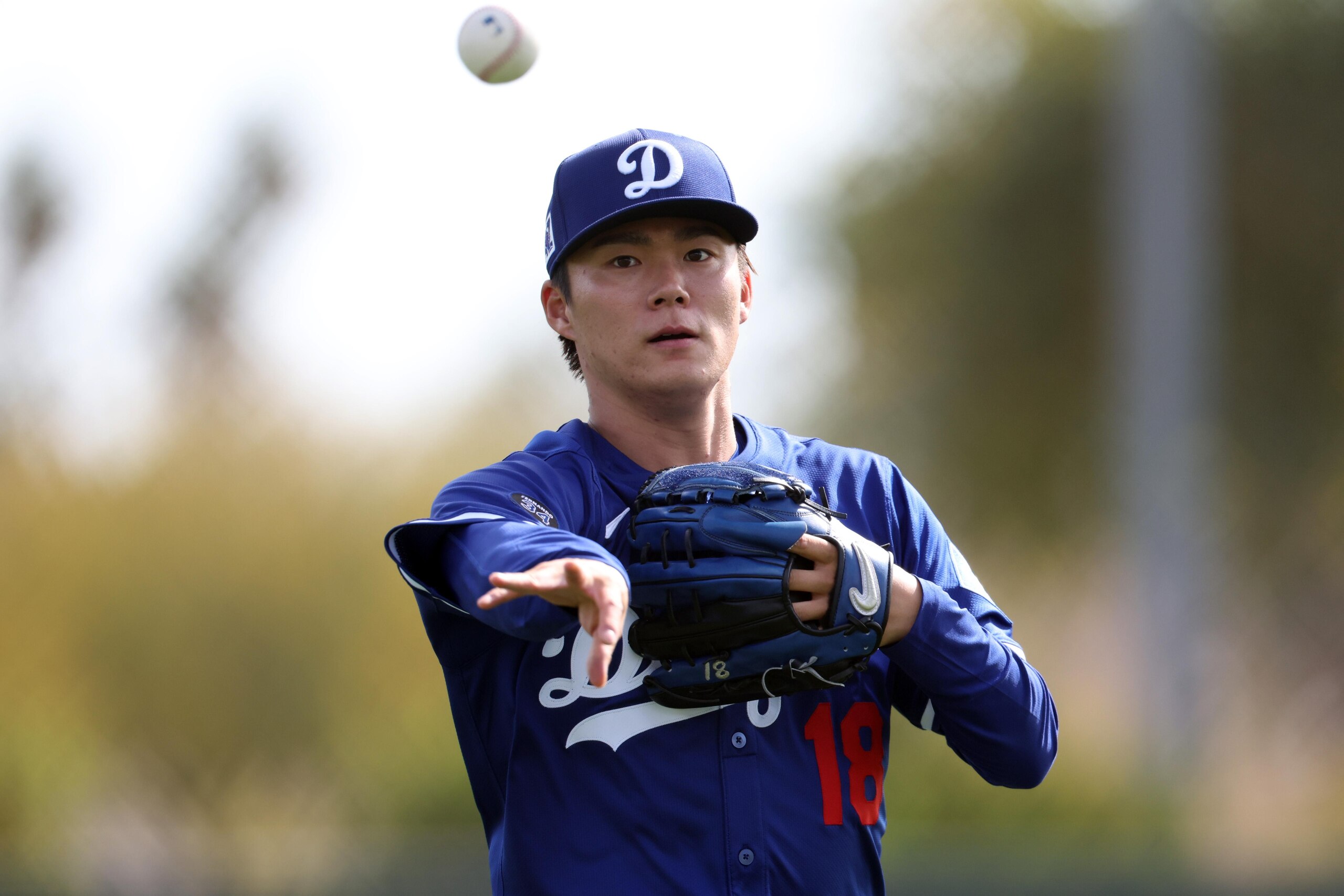 Los Angeles Dodgers Pitchers And Catchers Workout Los Angeles Dodgers Pitchers And Catchers Workout