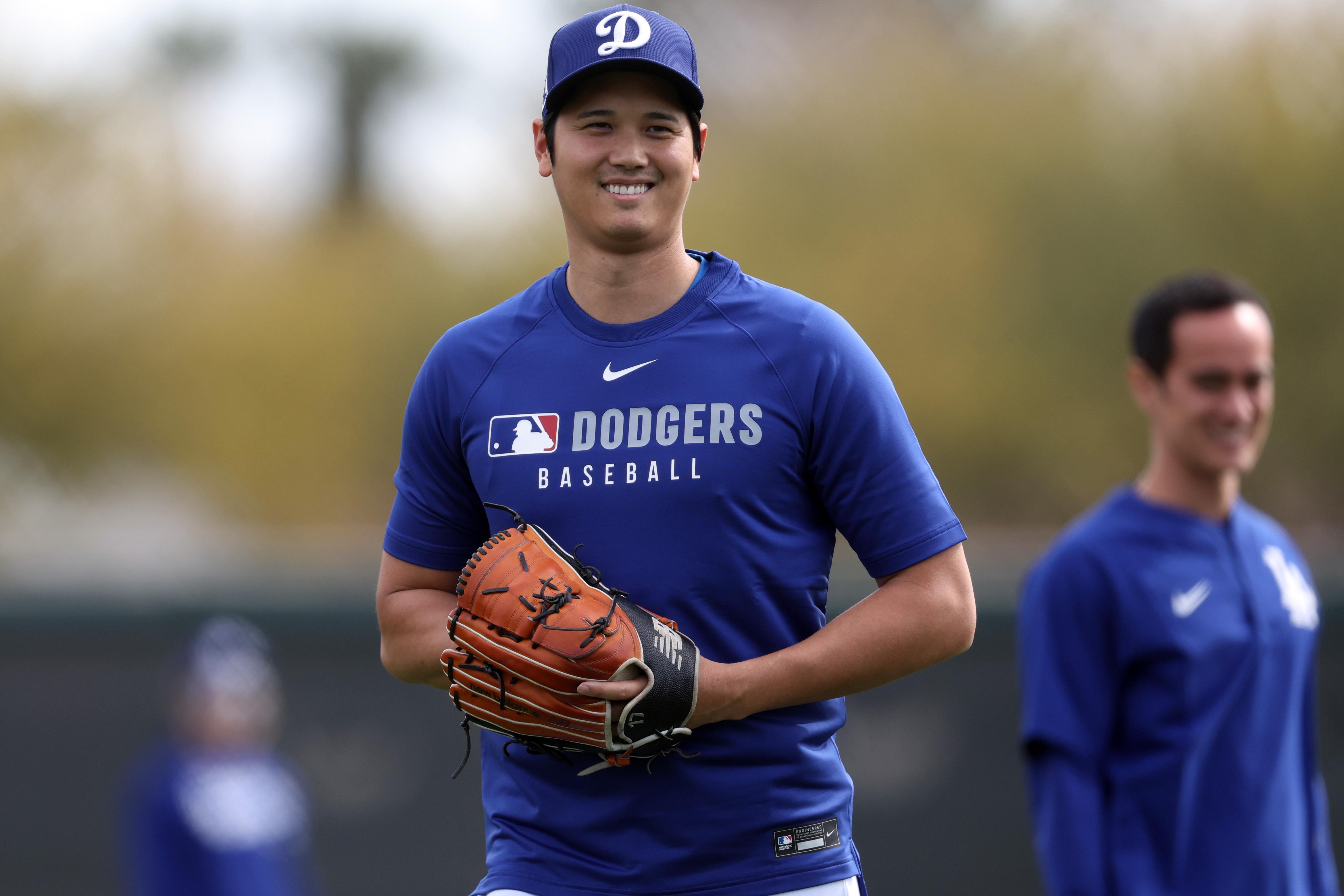 Los Angeles Dodgers Pitchers And Catchers Workout