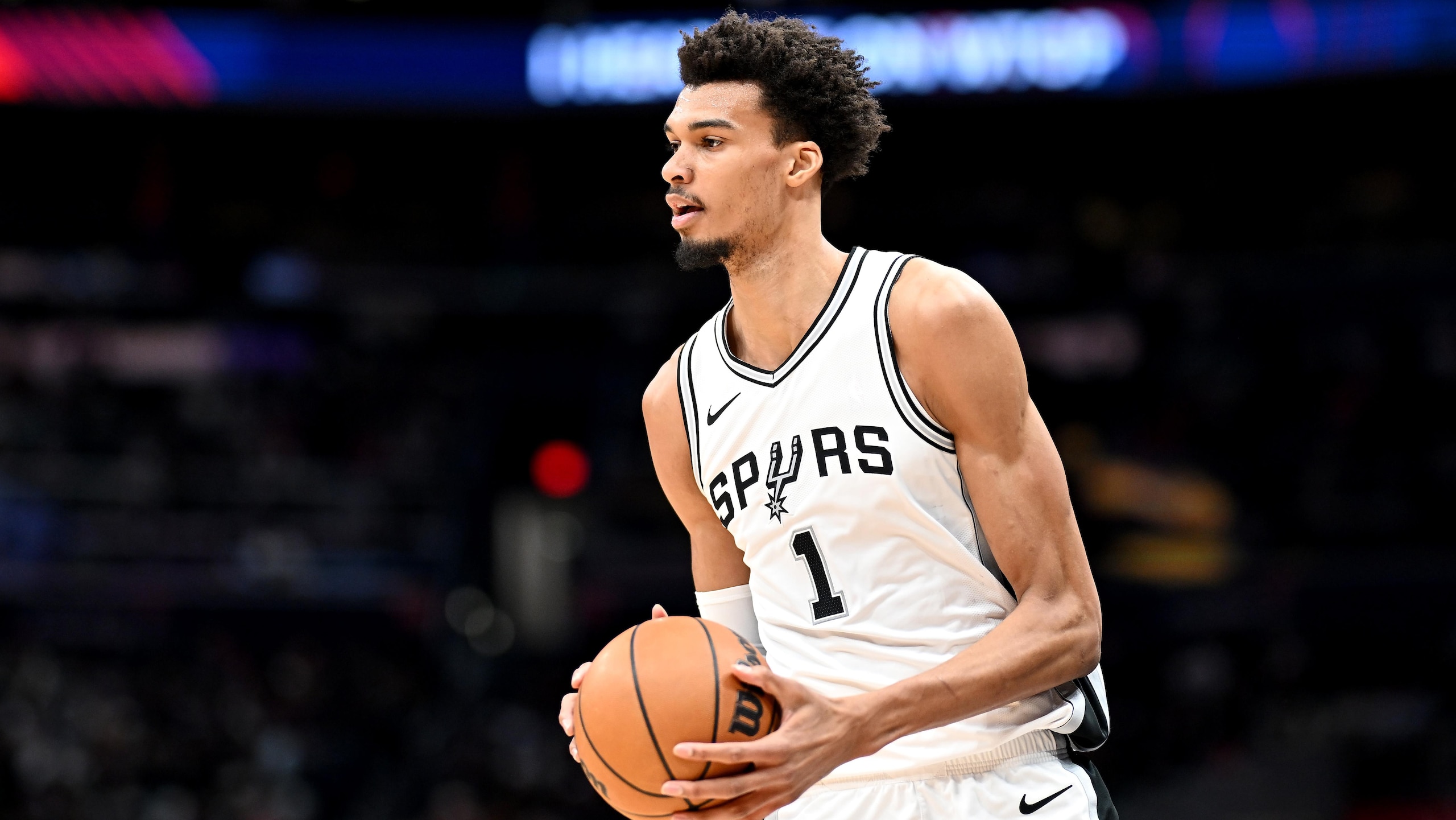 San Antonio Spurs v Washington Wizards