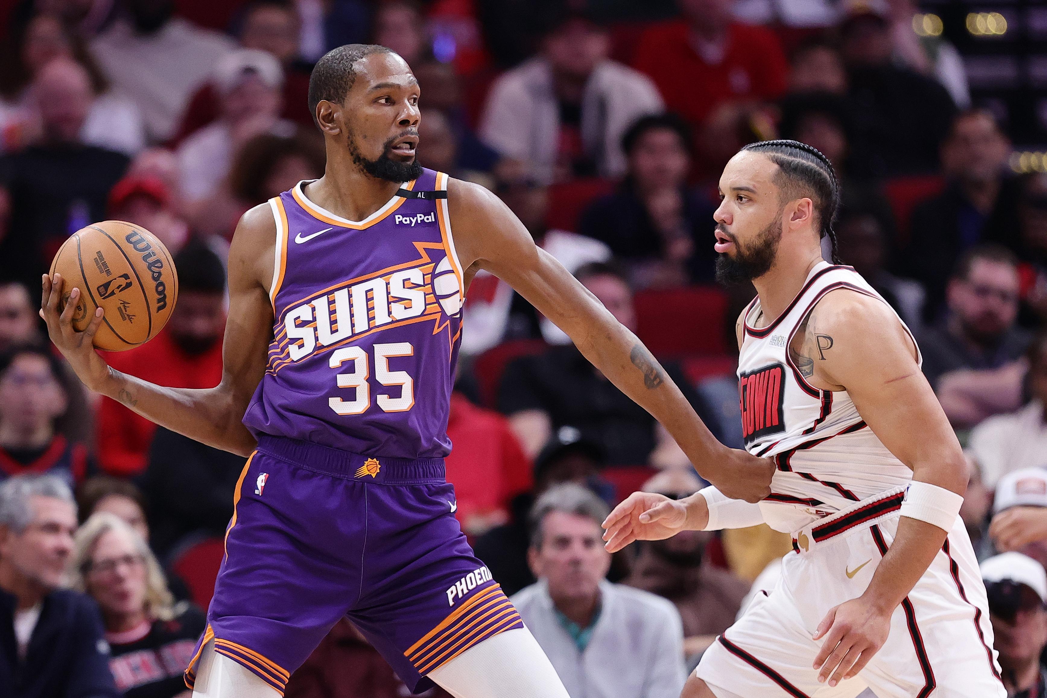 Phoenix Suns v Houston Rockets