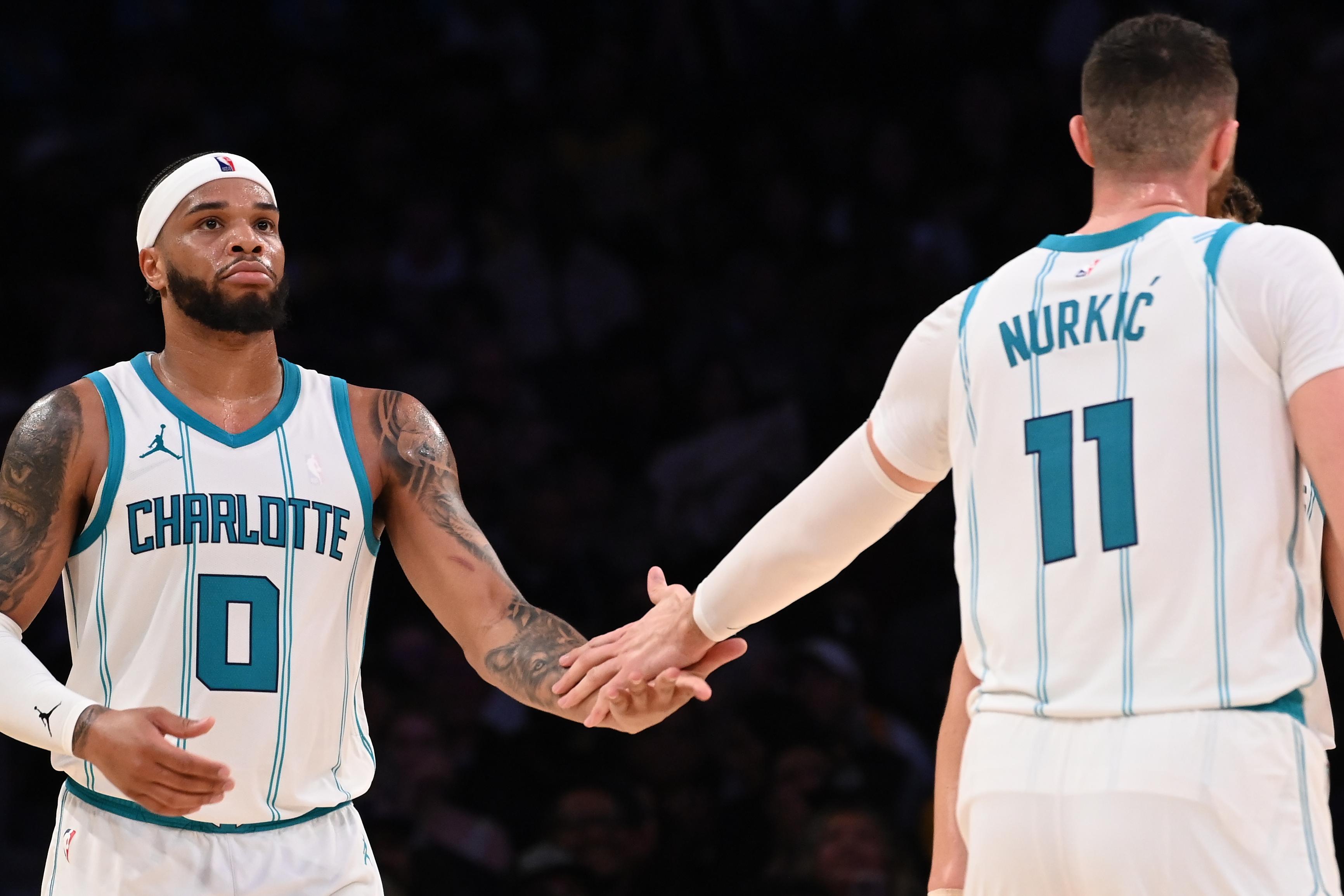 Charlotte Hornets v Los Angeles Lakers