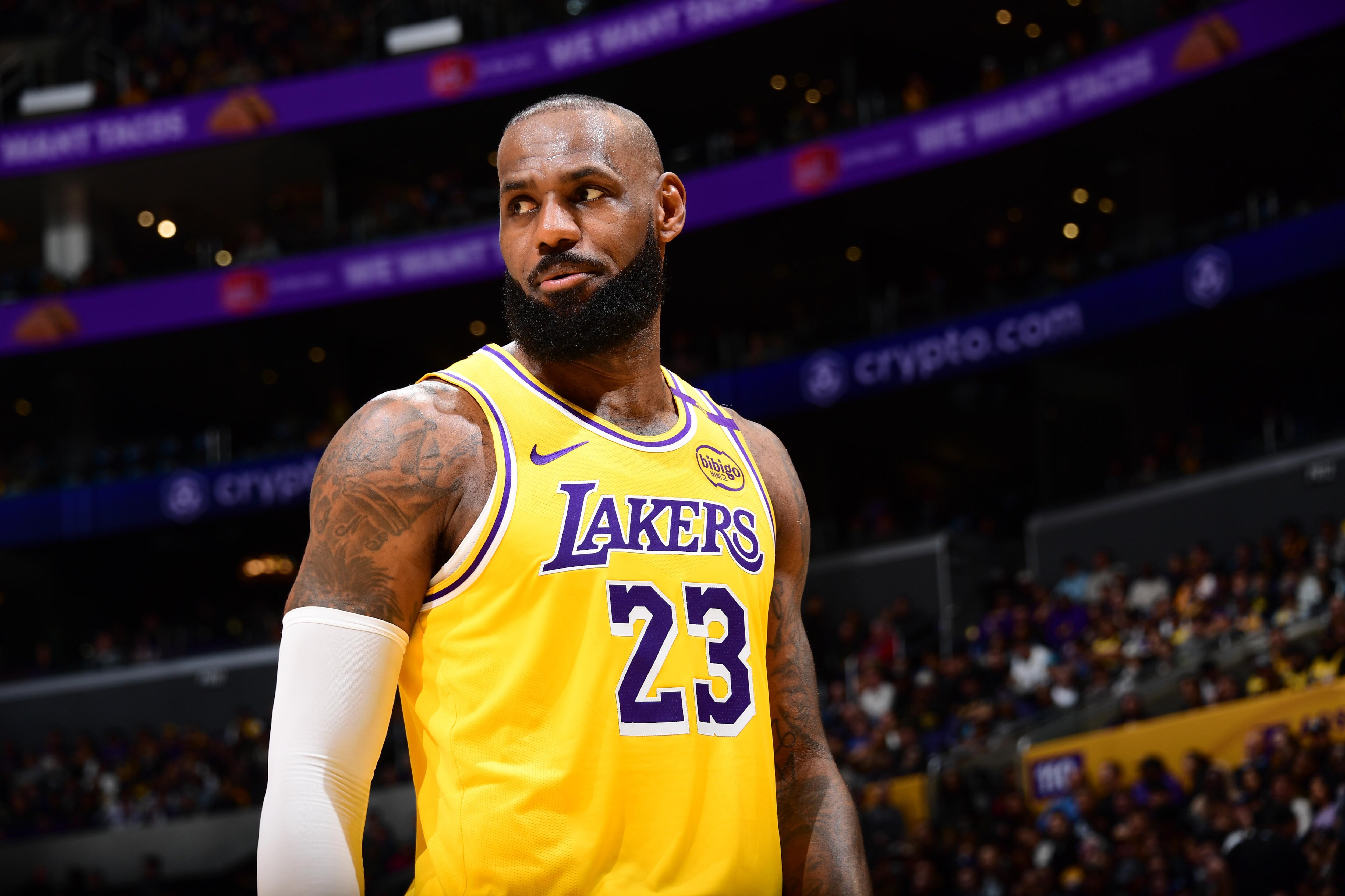 Charlotte Hornets v Los Angeles Lakers Charlotte Hornets v Los Angeles Lakers