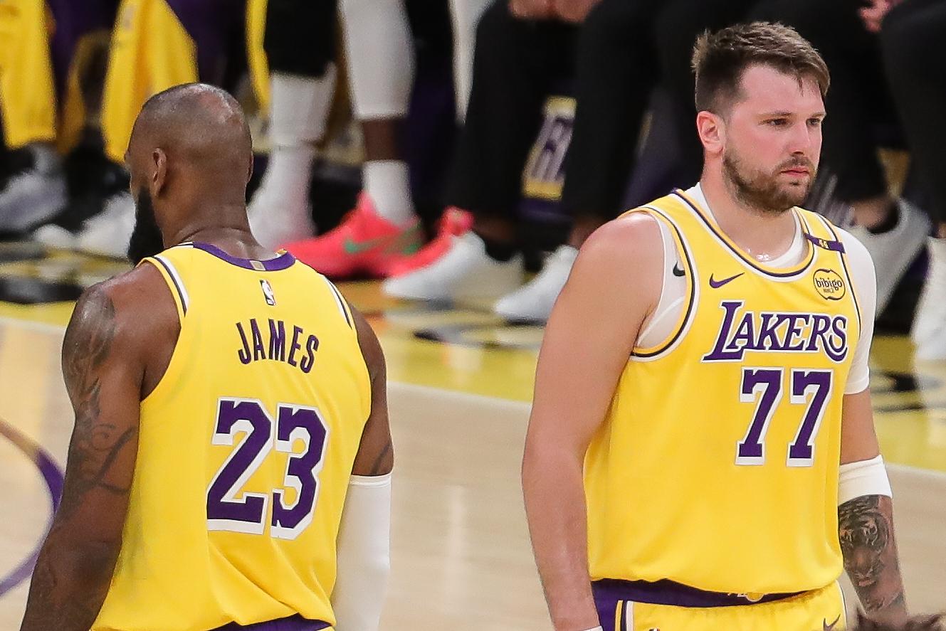 NBA: FEB 19 Hornets at Lakers