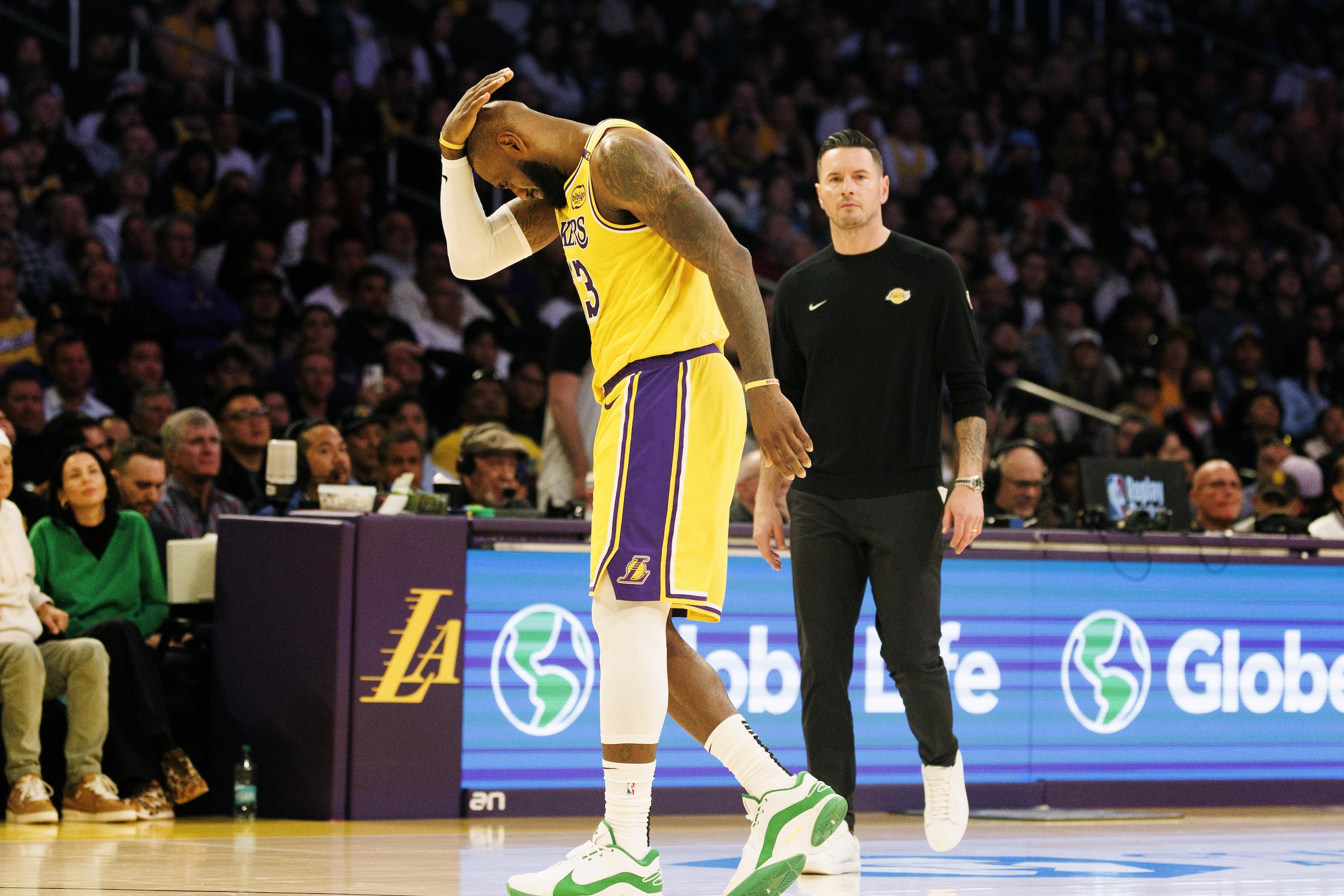 Lakers vs Hornets in Los Angeles, CA