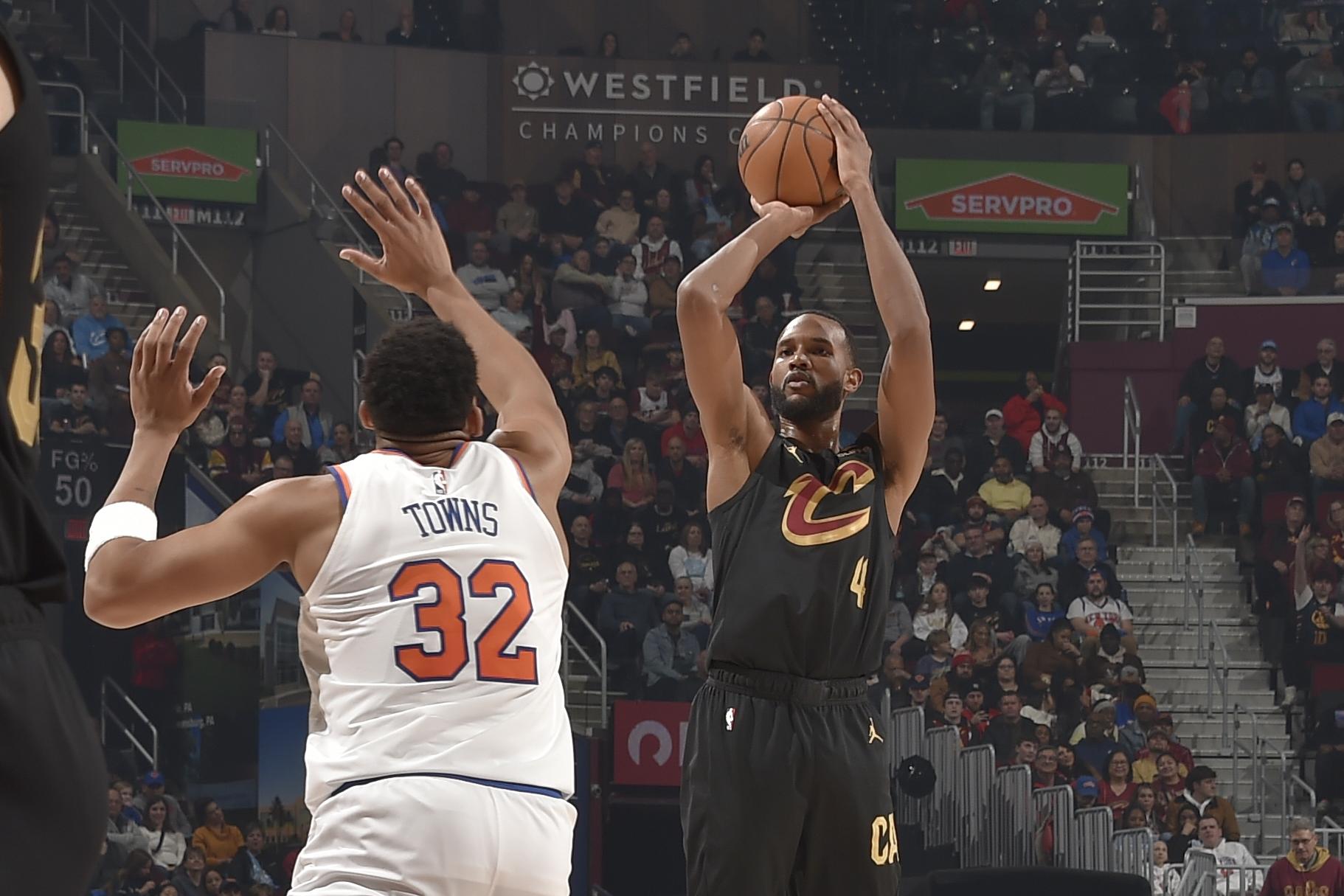 New York Knicks v Cleveland Cavaliers