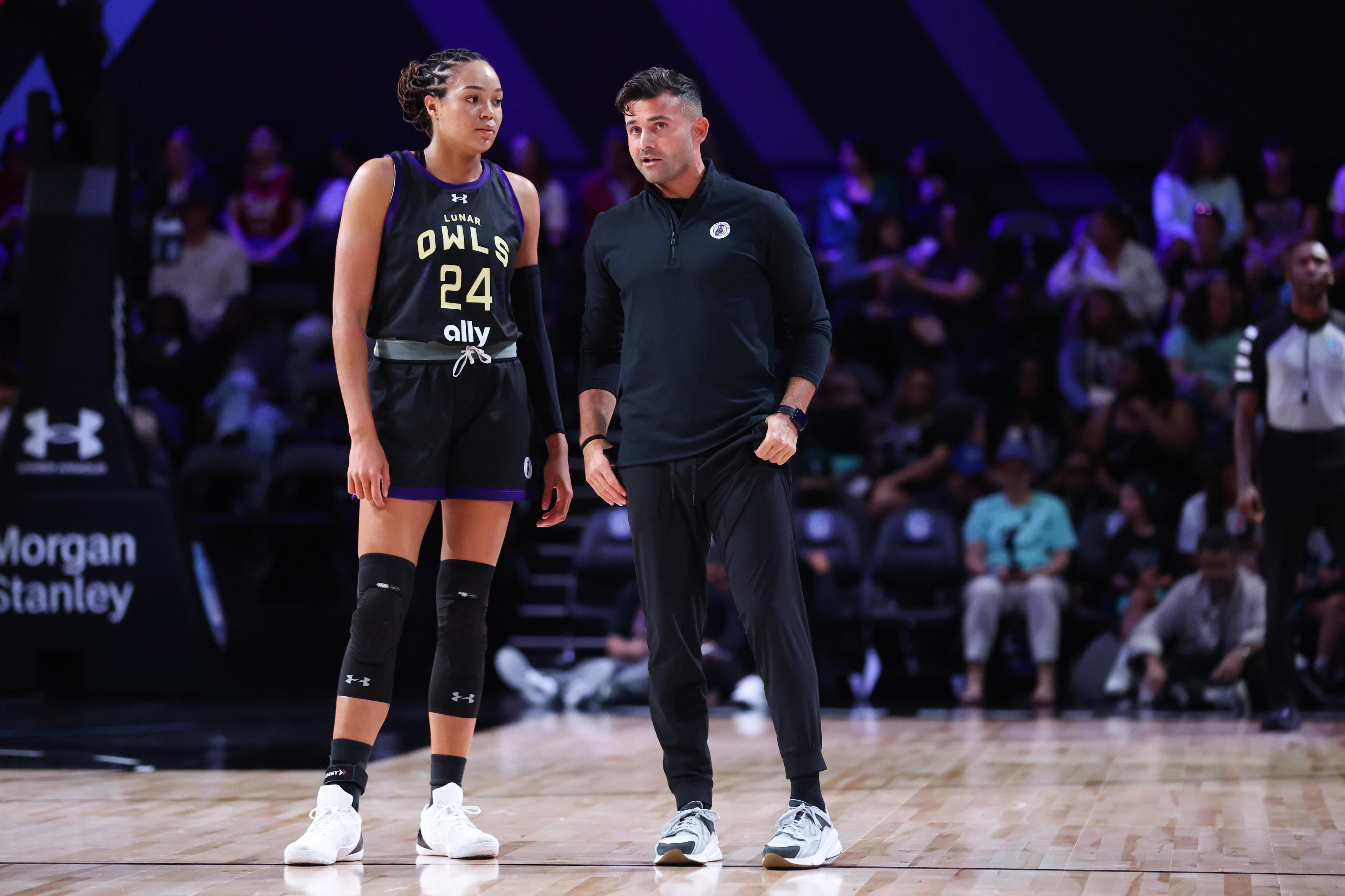 Lunar Owls v Vinyl - Unrivaled 2025