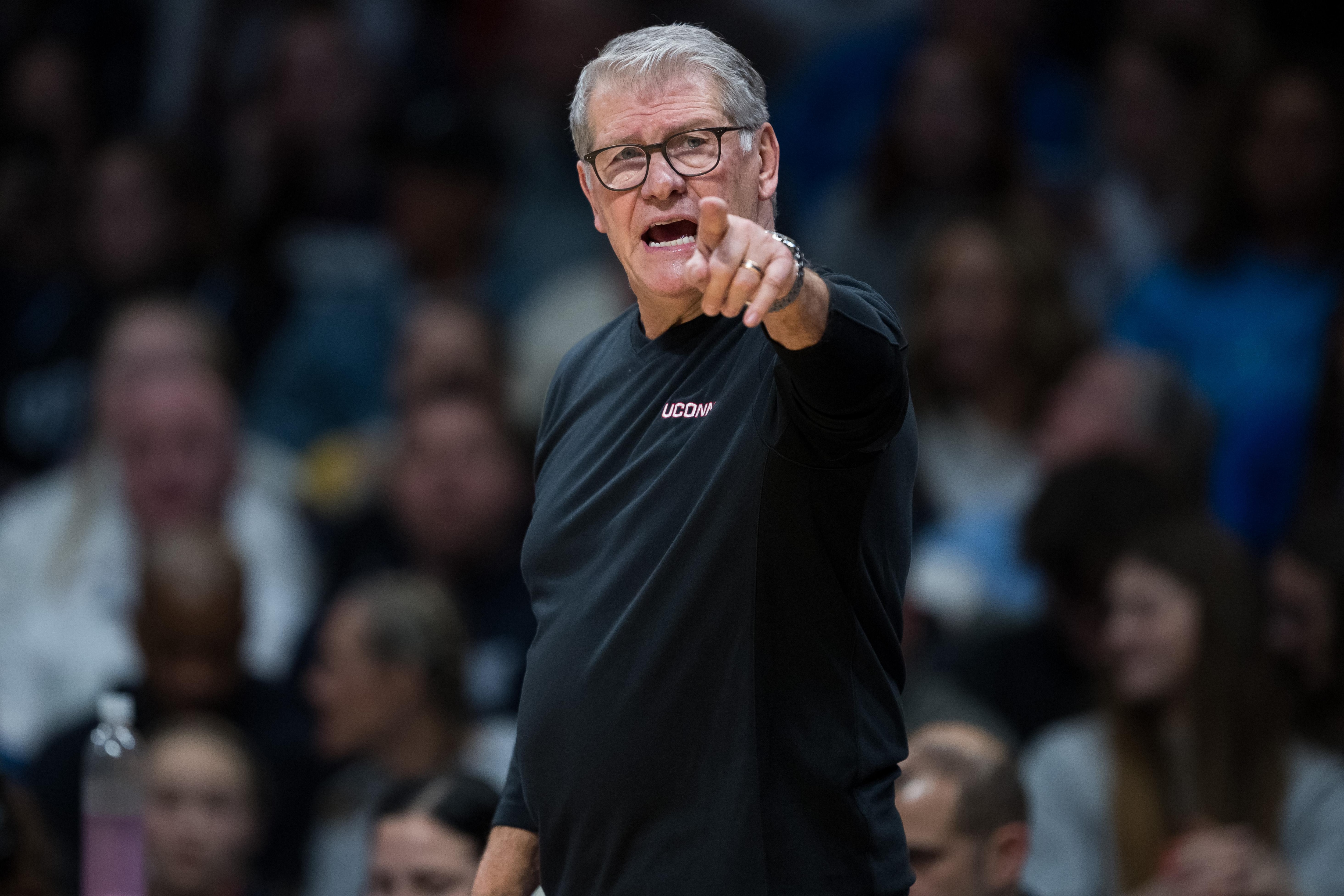 Auriemma Finds His Next UConn Leader, And It’s Not Azzi Fudd