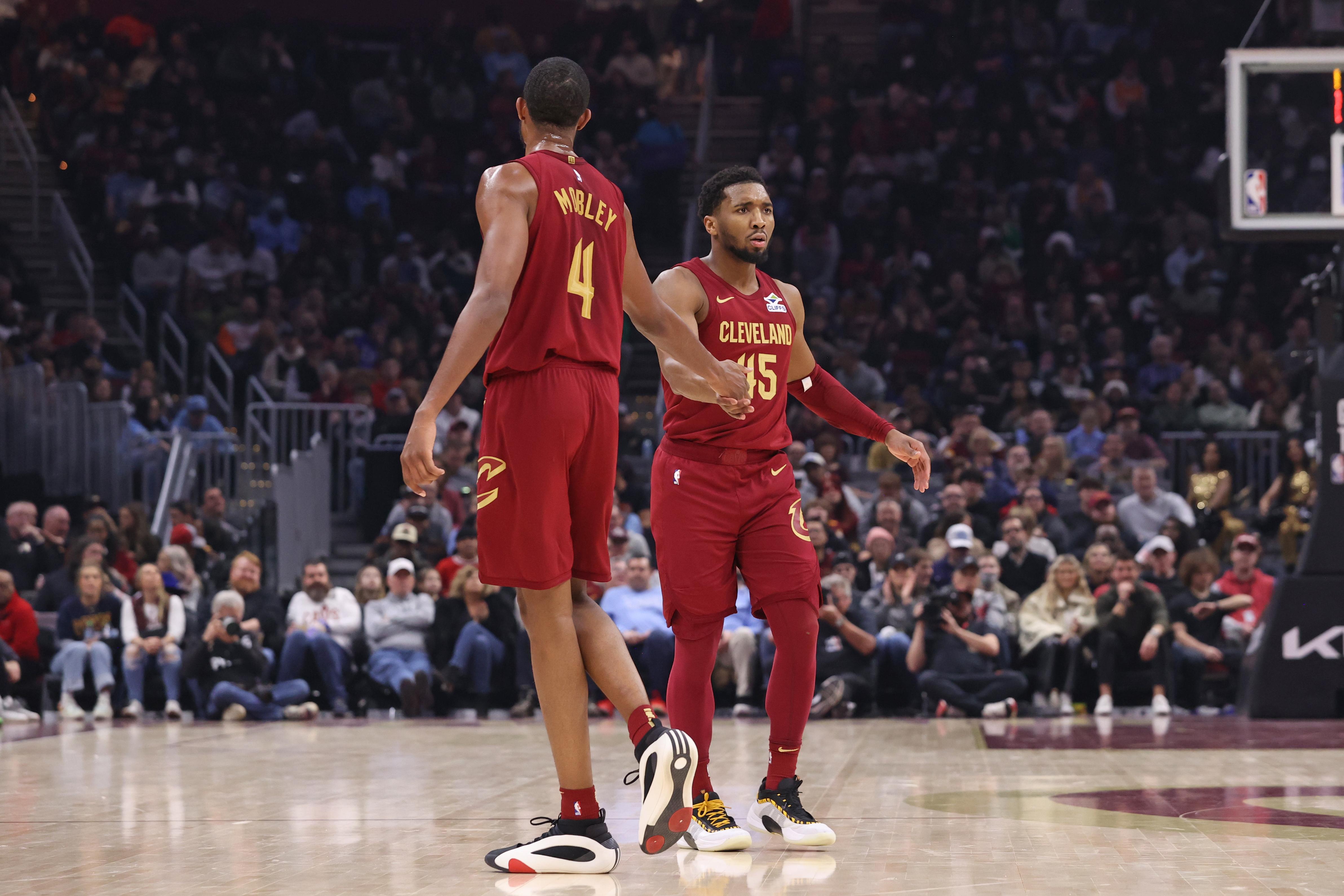 Memphis Grizzlies v Cleveland Cavaliers