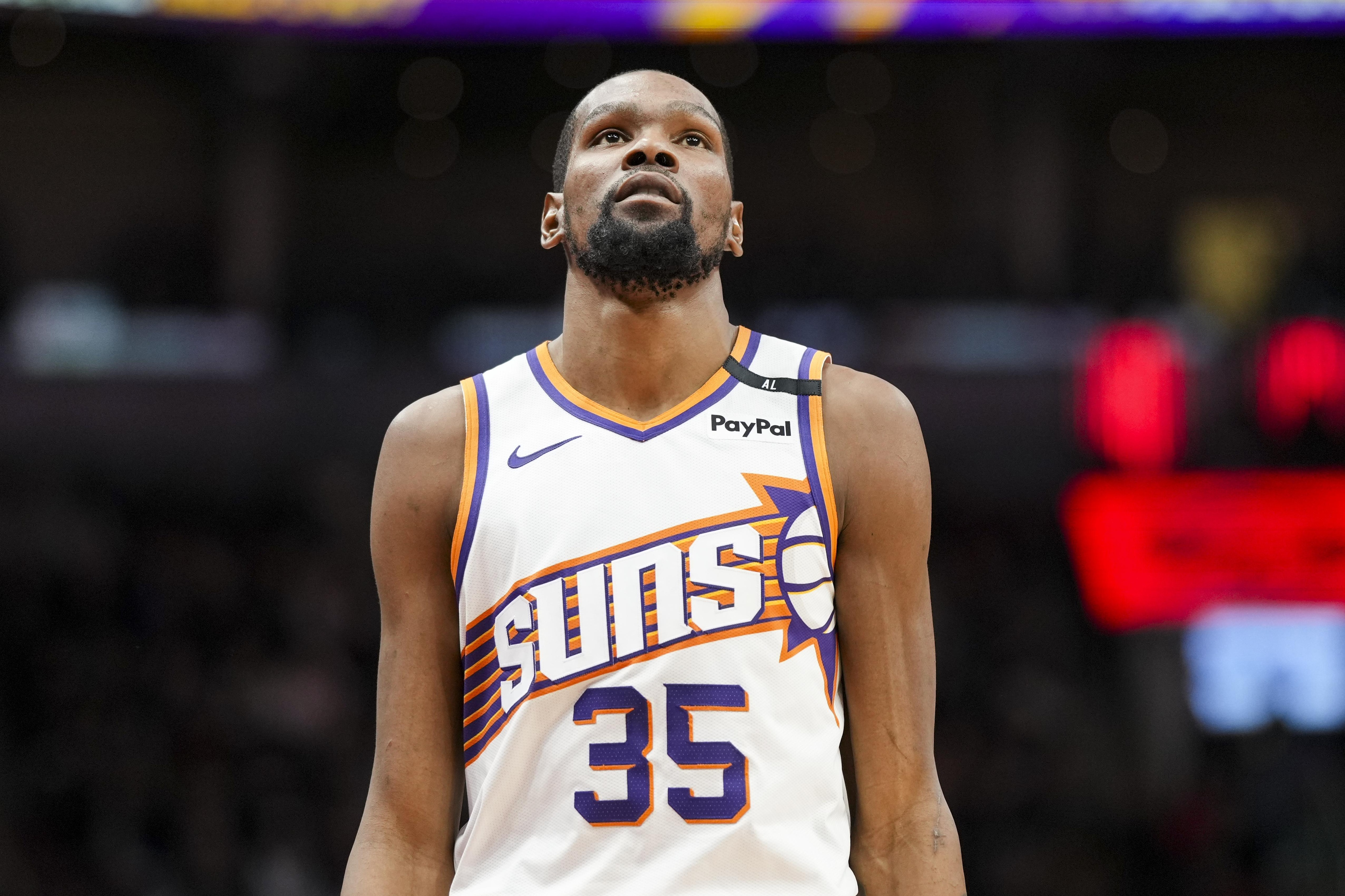 Phoenix Suns v Toronto Raptors