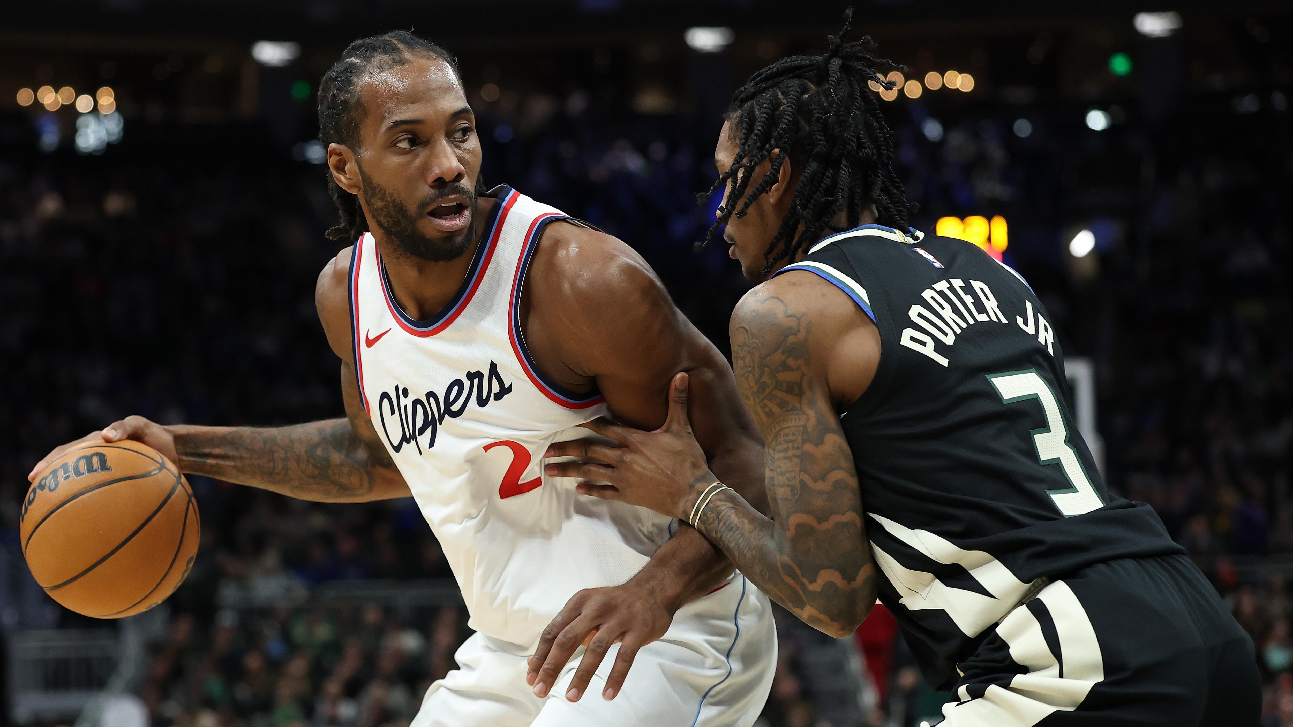 Los Angeles Clippers v Milwaukee Bucks