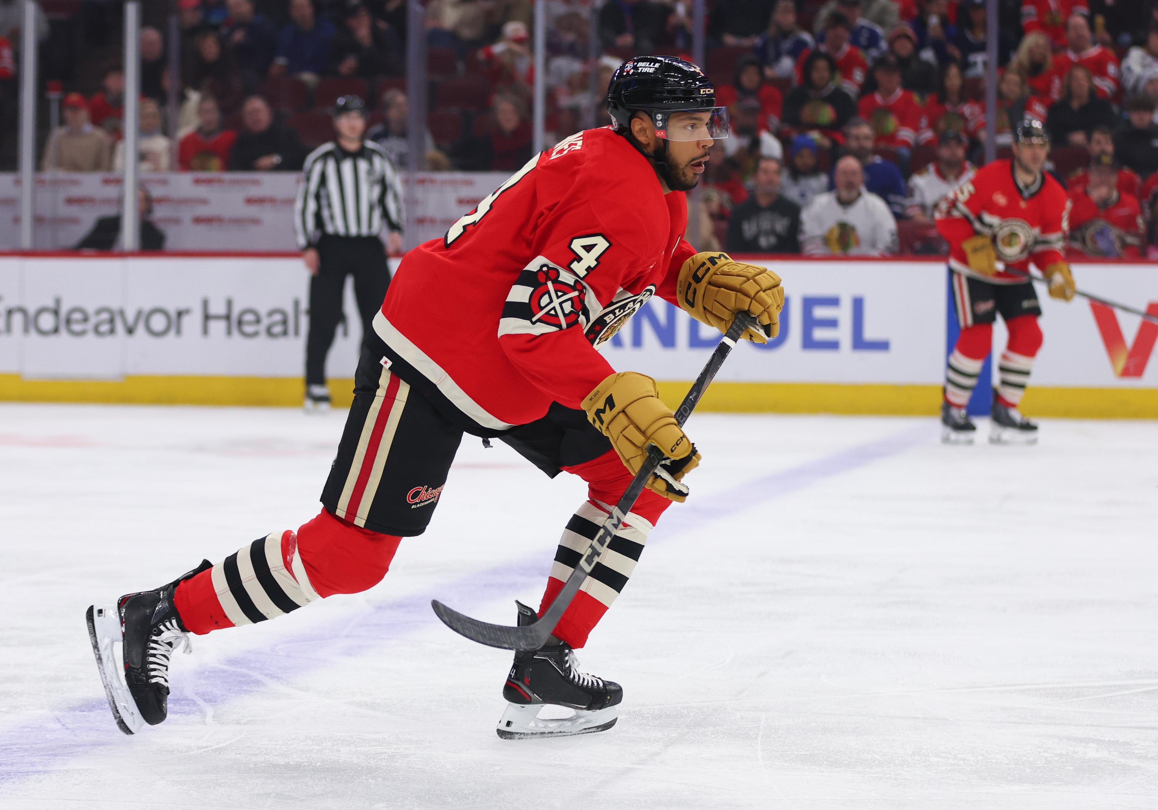 NHL: FEB 23 Maple Leafs at Blackhawks