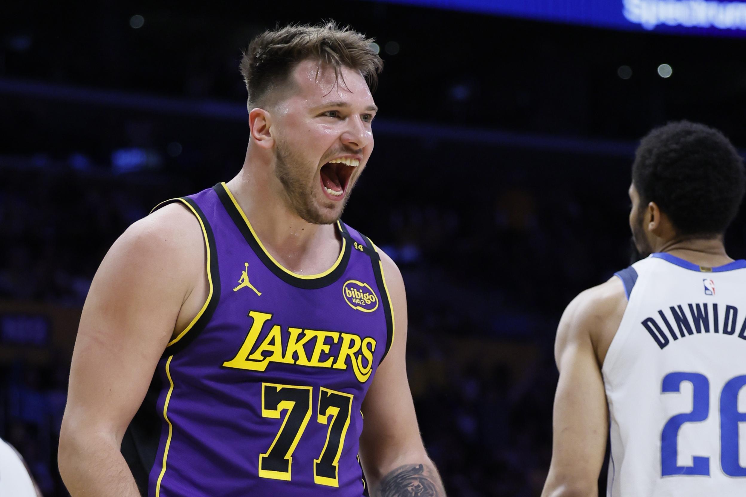Lakers vs Mavericks