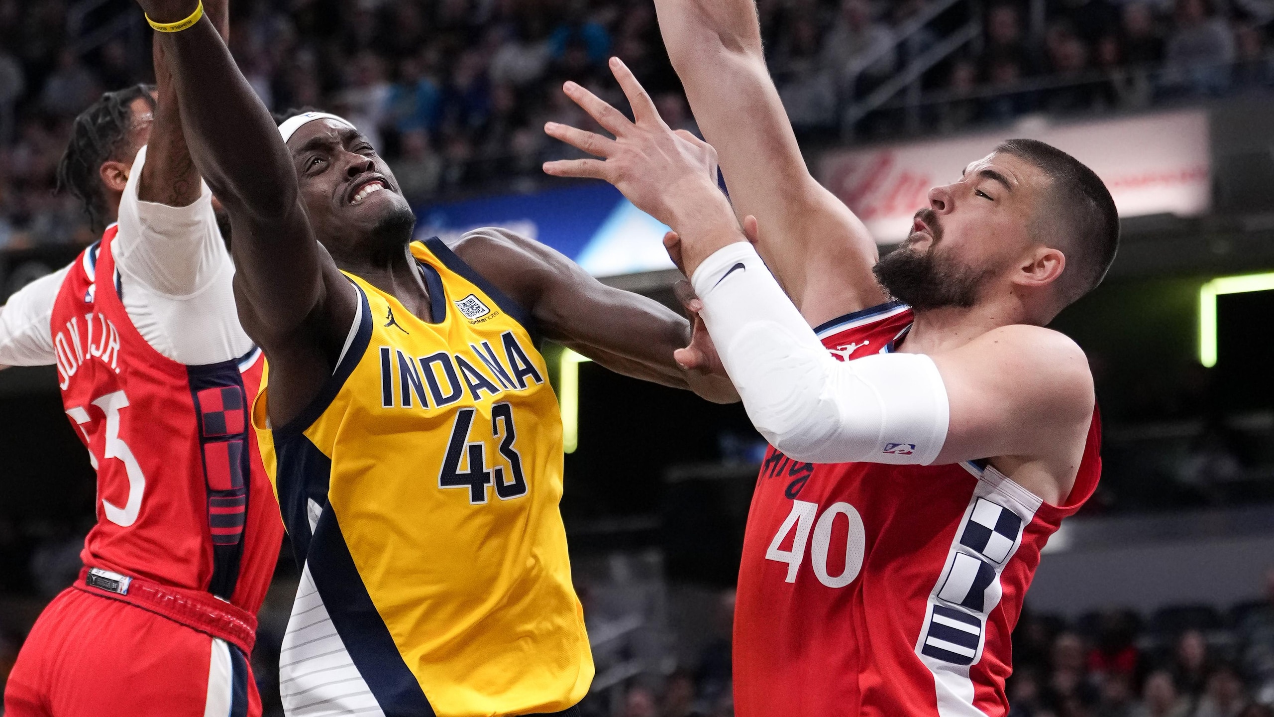 Los Angeles Clippers v Indiana Pacers