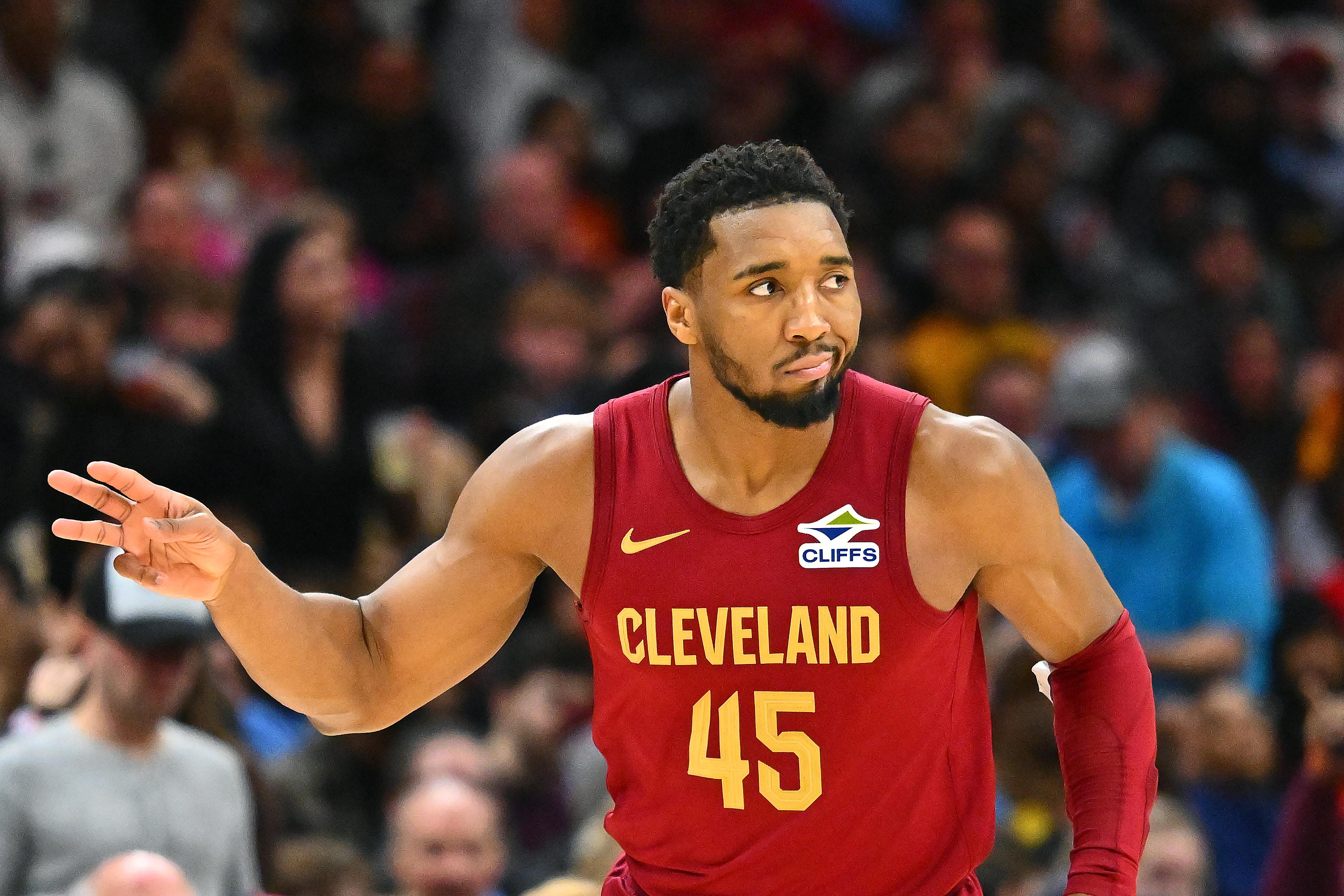 Memphis Grizzlies v Cleveland Cavaliers
