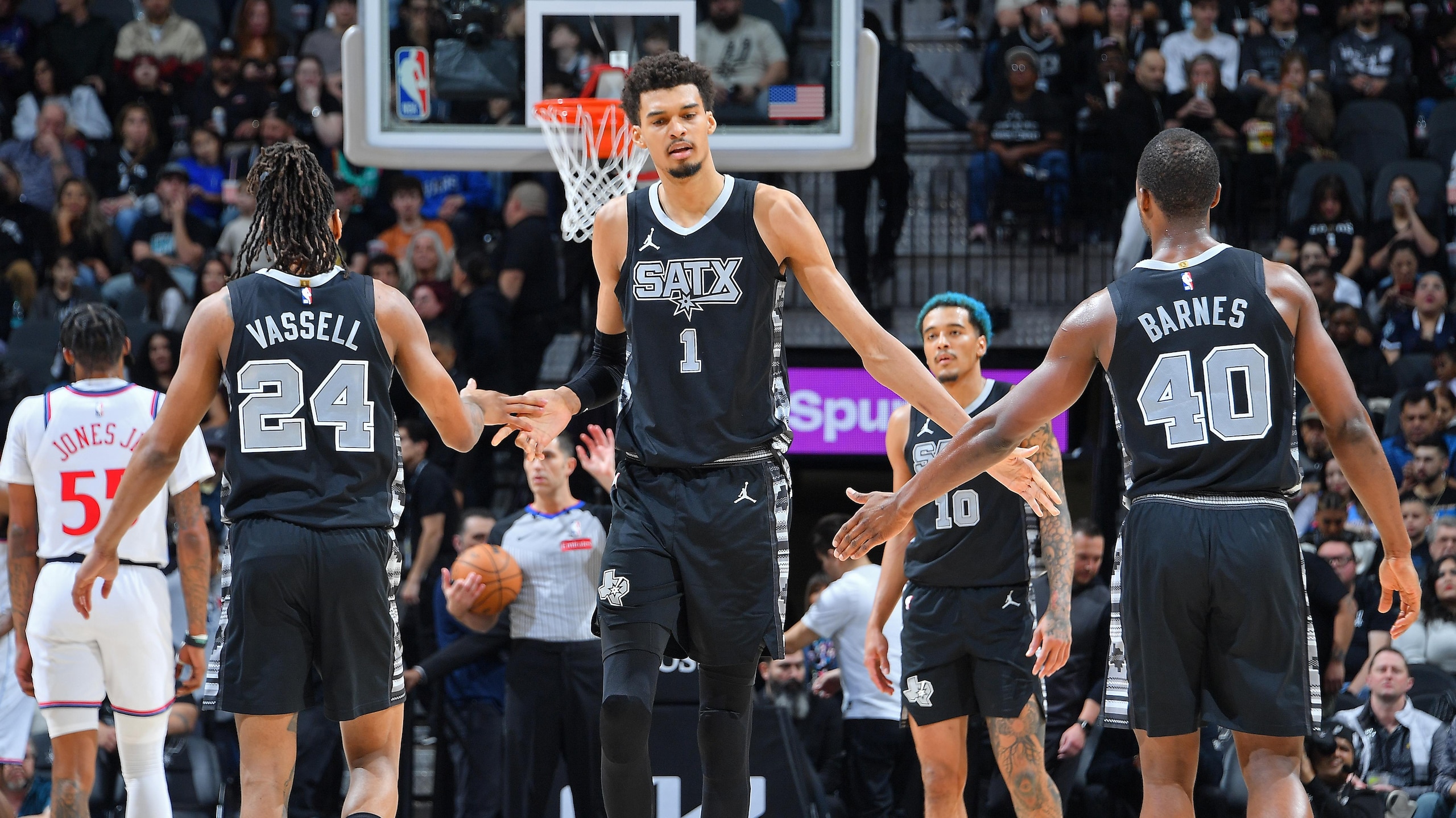 Los Angeles Clippers v San Antonio Spurs Los Angeles Clippers v San Antonio Spurs