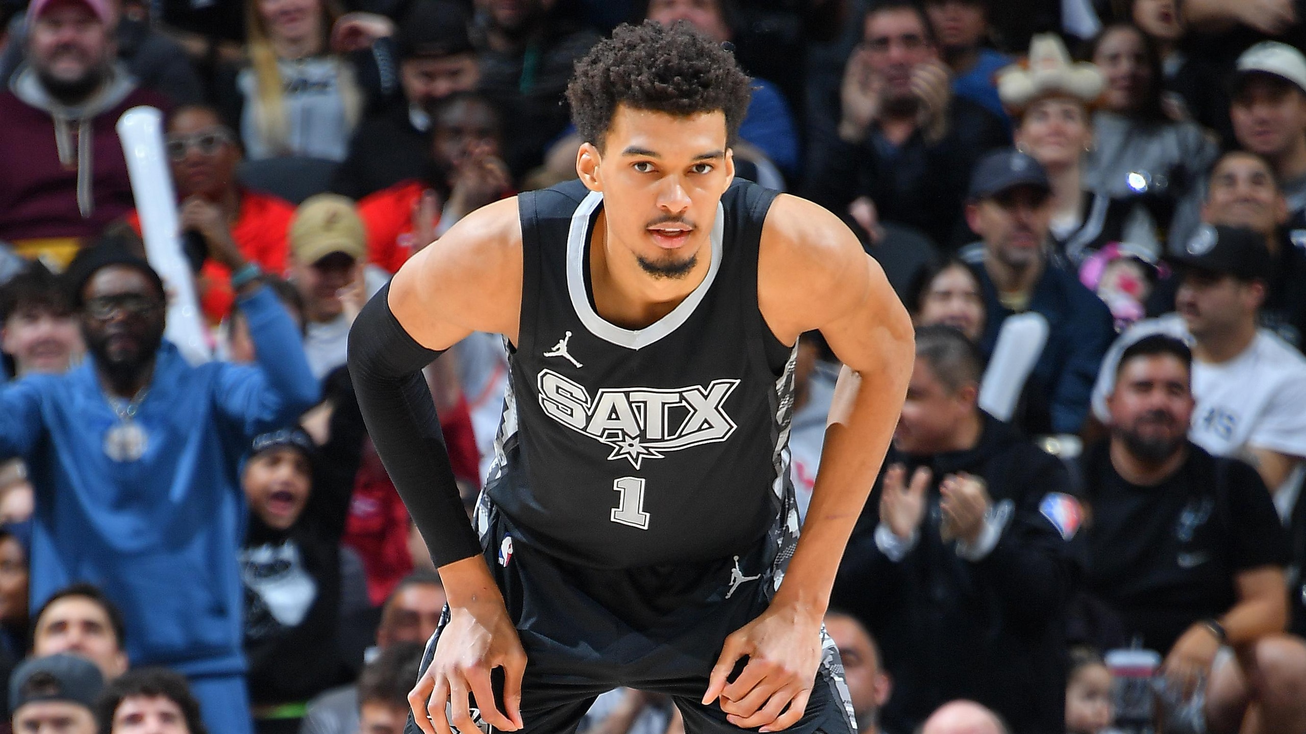 Los Angeles Clippers v San Antonio Spurs