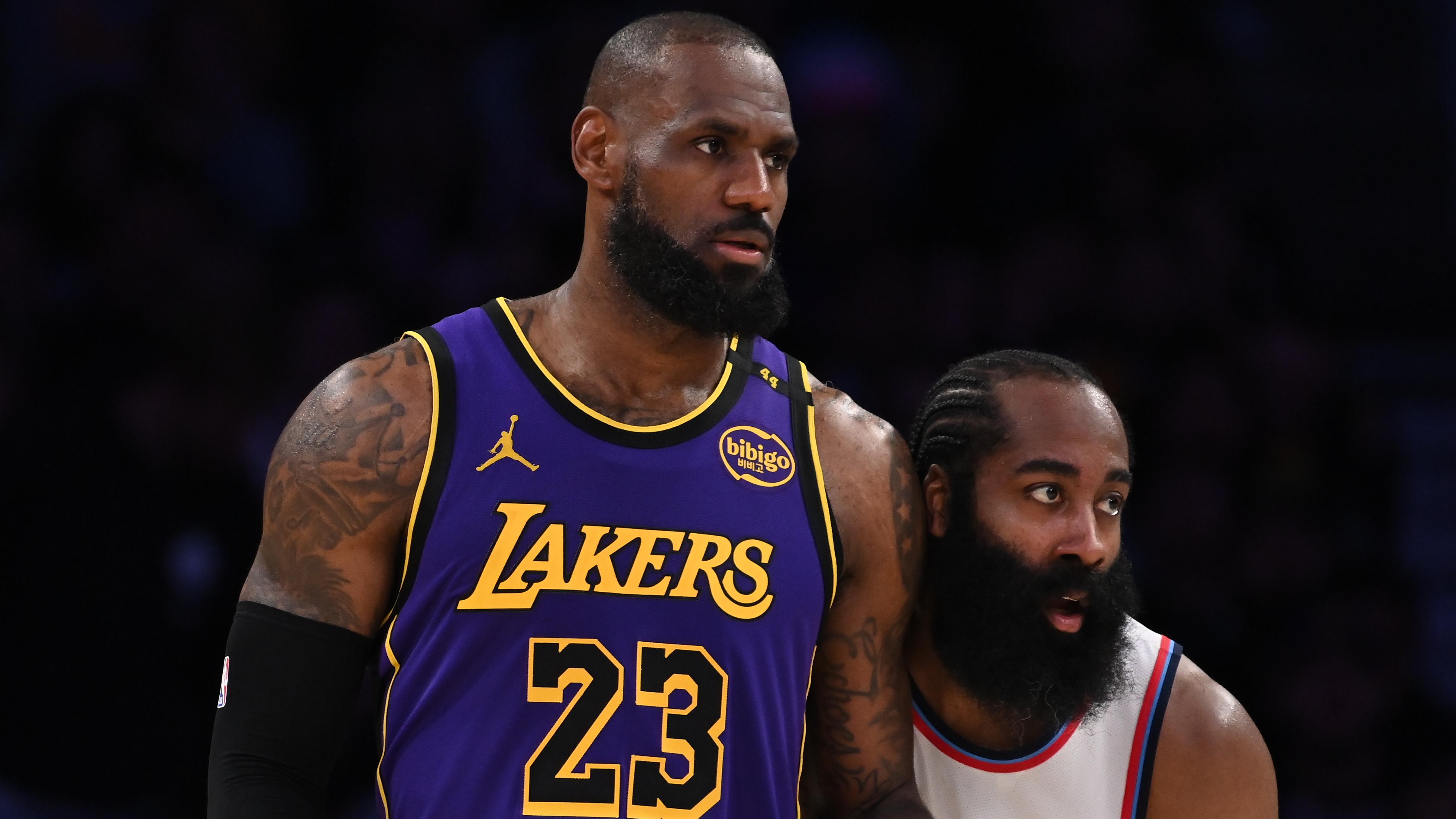 Los Angeles Clippers v Los Angeles Lakers