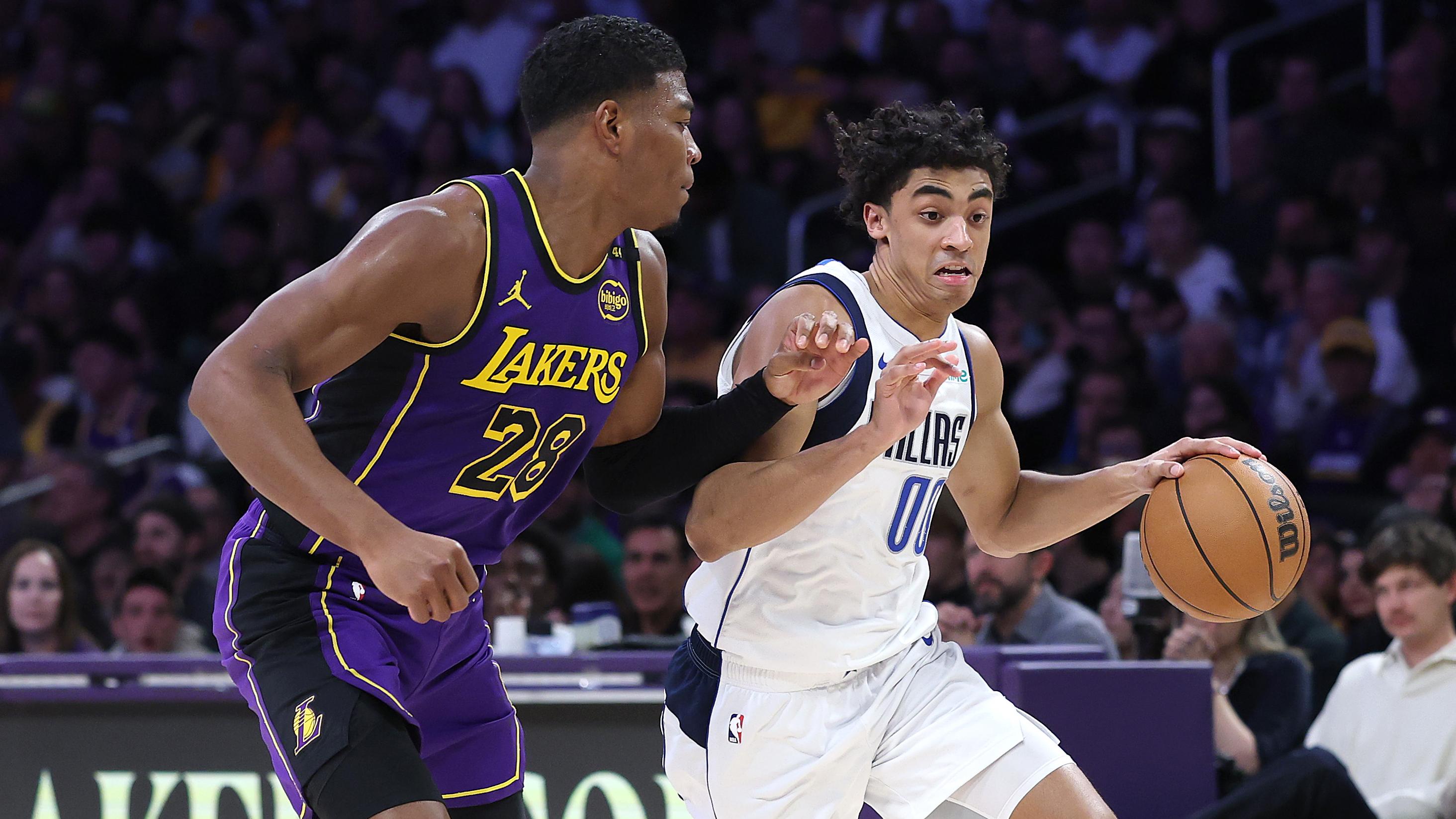 Dallas Mavericks v Los Angeles Lakers