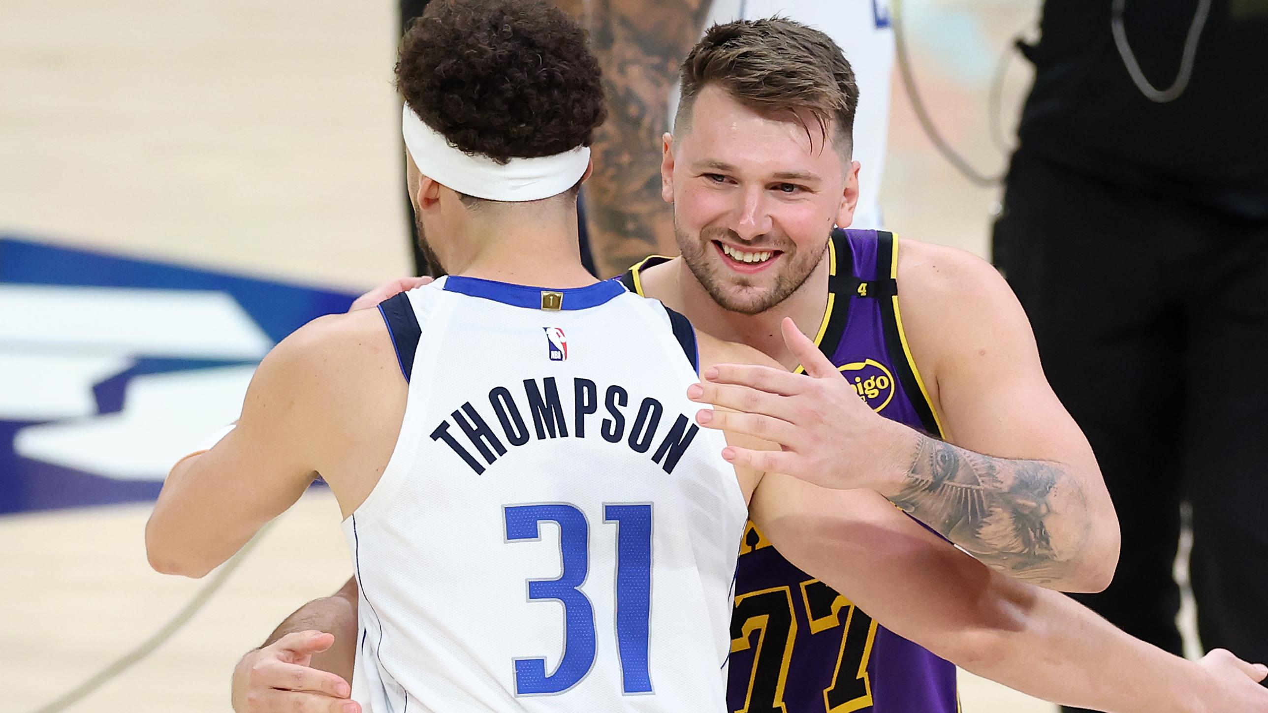 Dallas Mavericks v Los Angeles Lakers