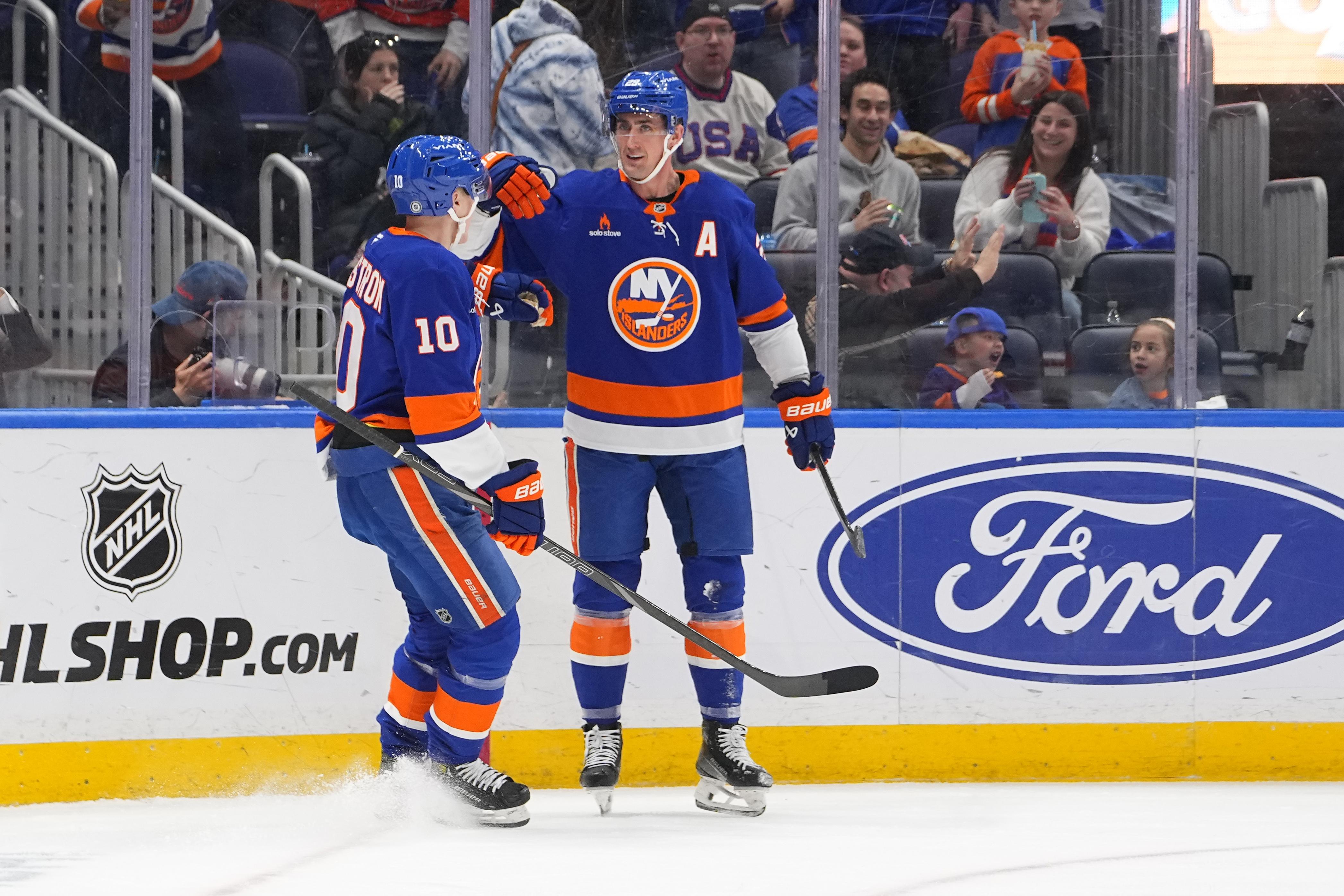 NHL: MAR 01 Predators at Islanders