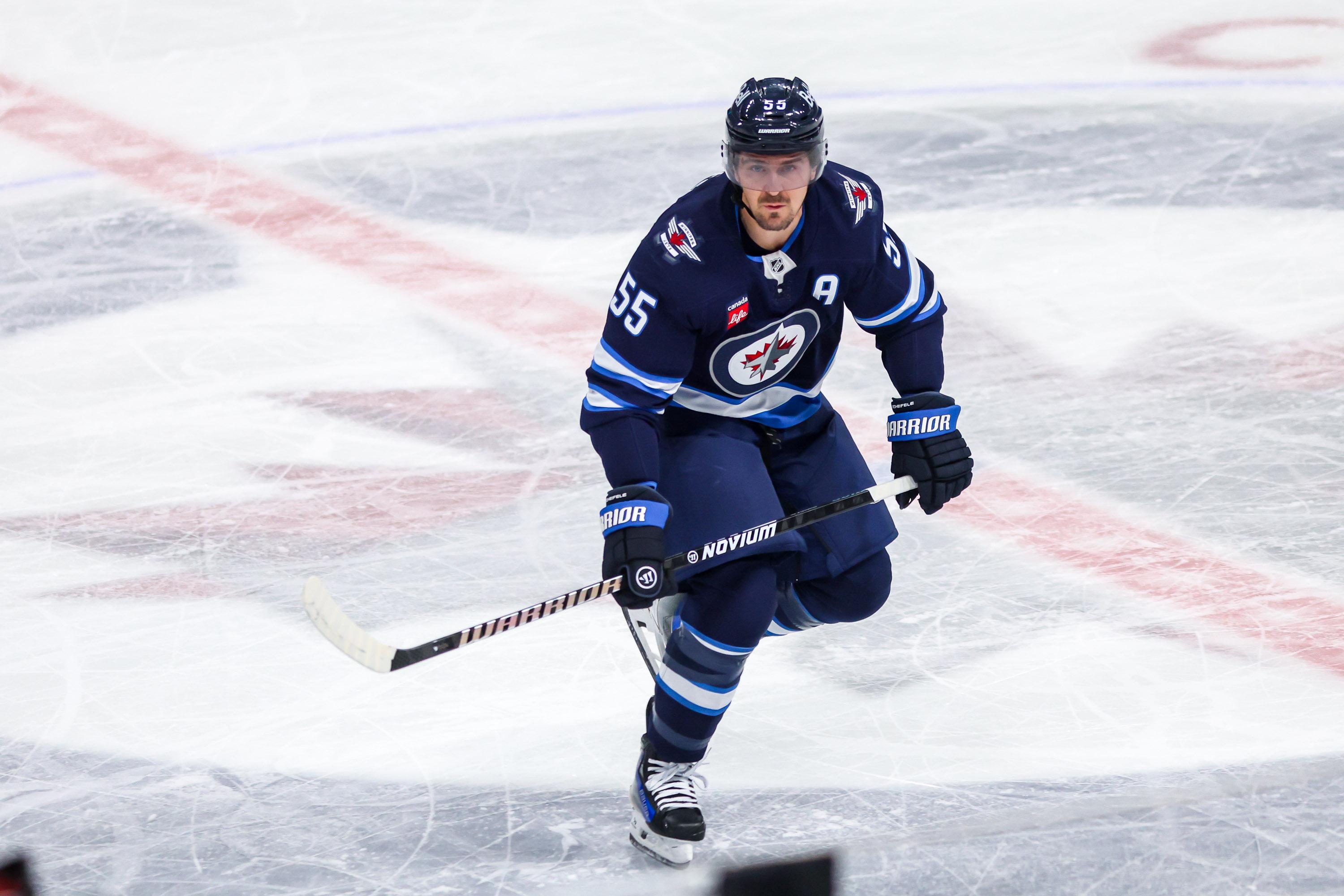 Philadelphia Flyers v Winnipeg Jets