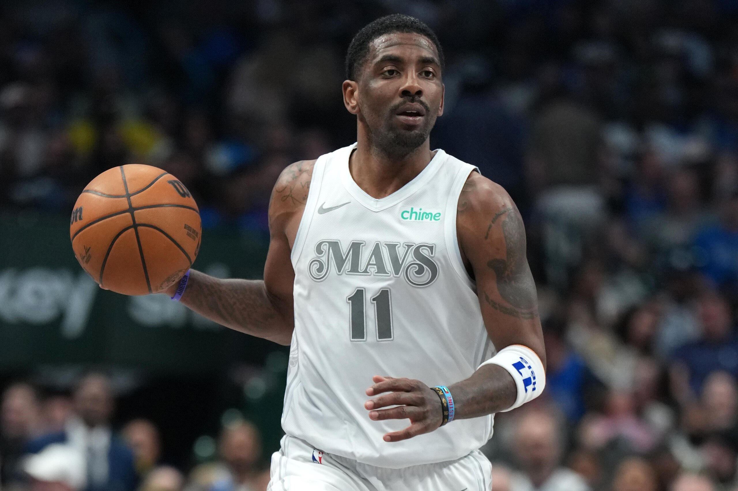 Milwaukee Bucks v Dallas Mavericks Milwaukee Bucks v Dallas Mavericks