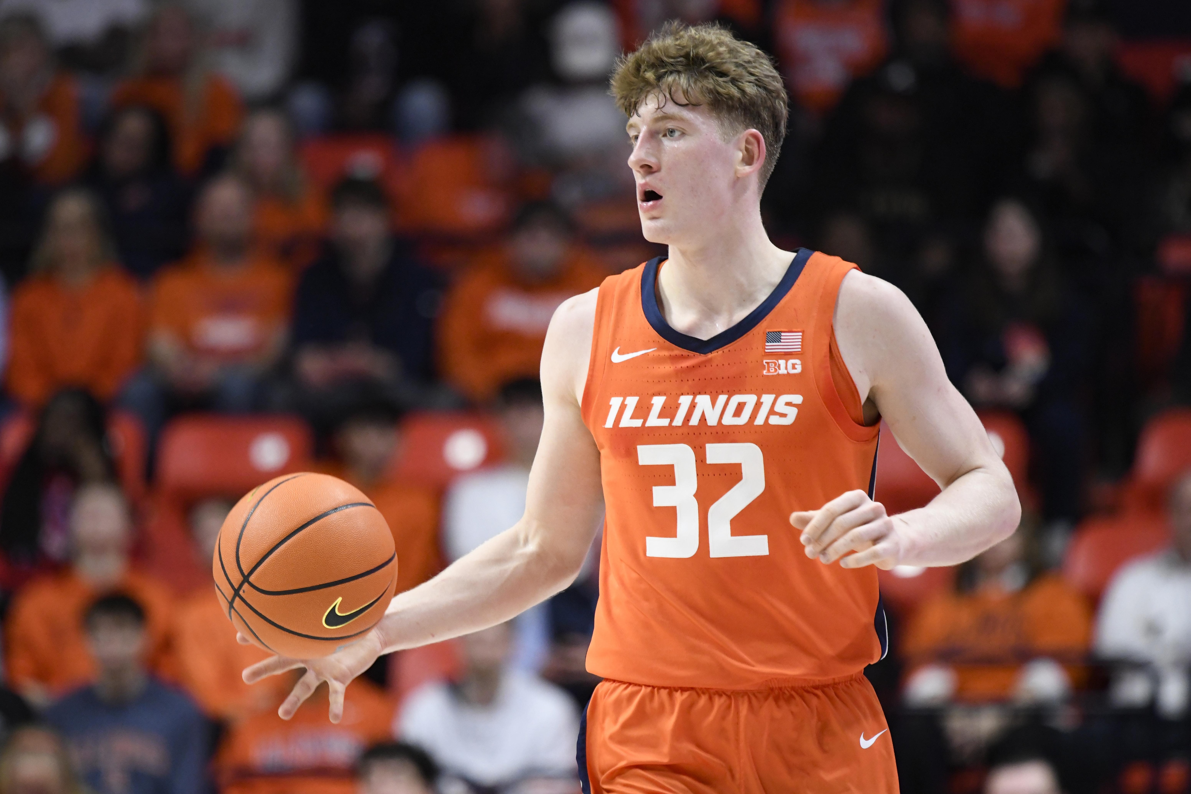 COLLEGE BASKETBALL: FEB 25 Iowa at Illinois