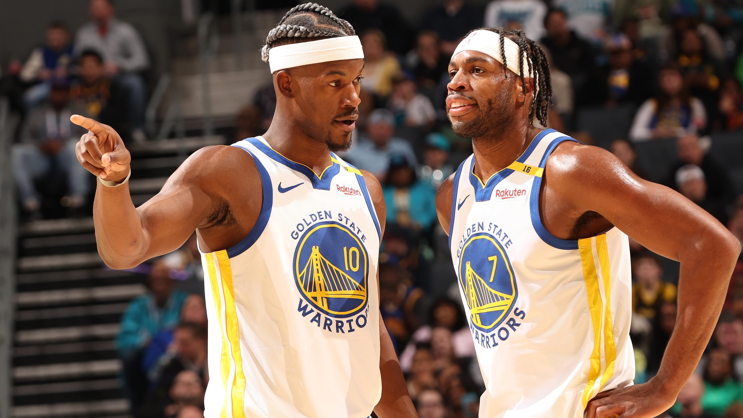 Golden State Warriors v Charlotte Hornets Golden State Warriors v Charlotte Hornets