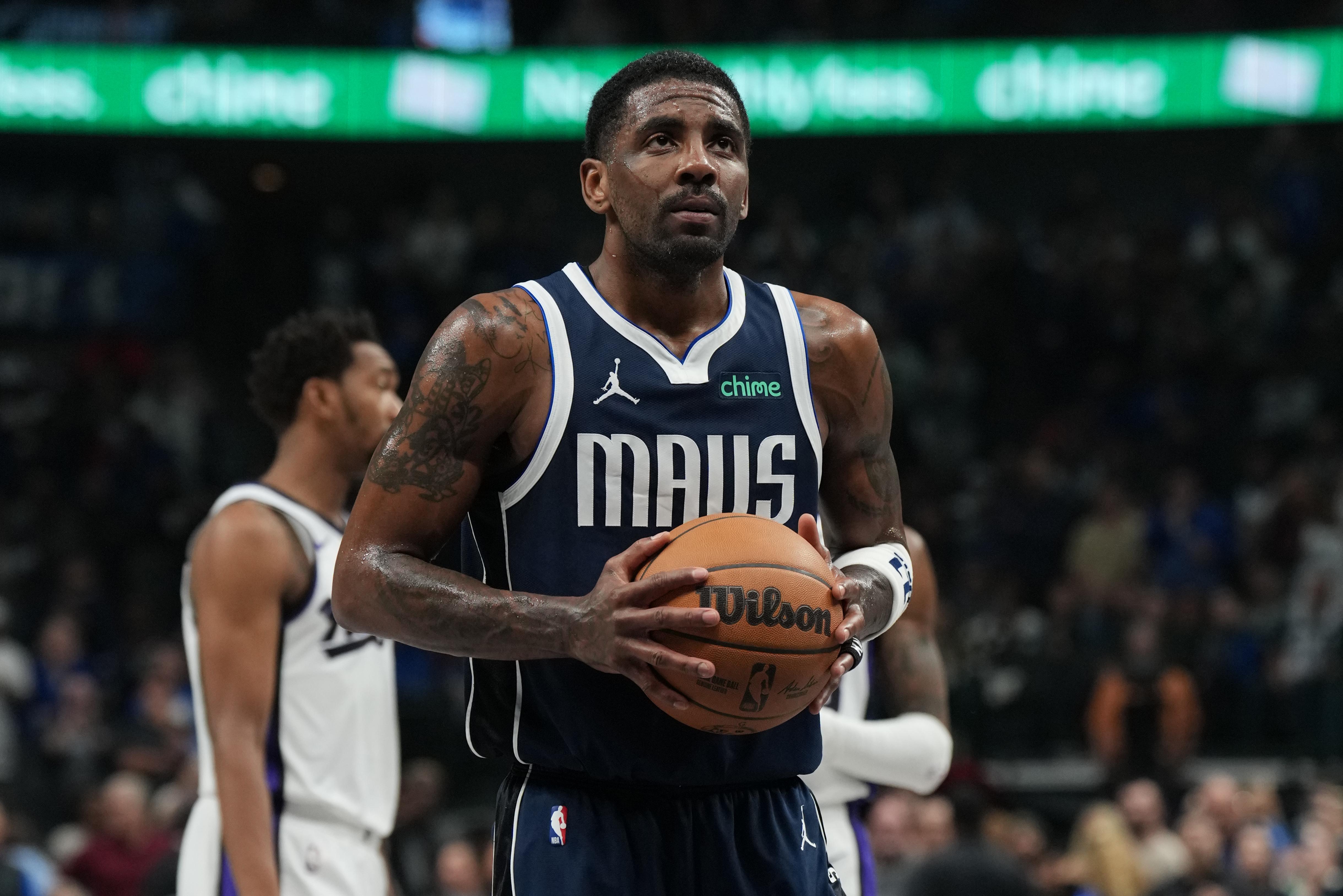 Sacramento Kings v Dallas Mavericks