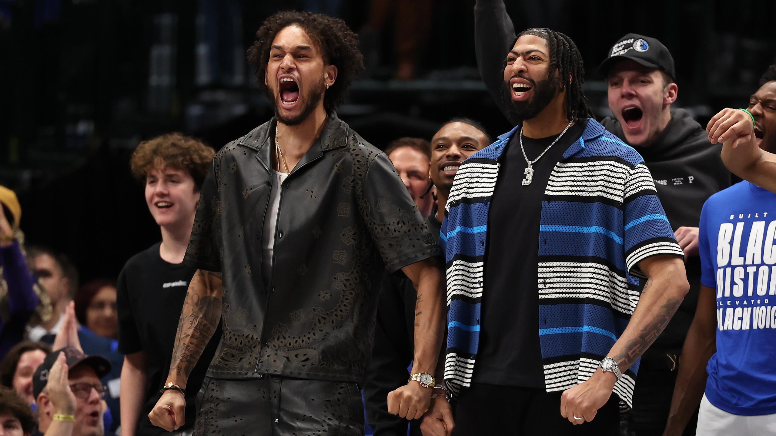 Charlotte Hornets v Dallas Mavericks Charlotte Hornets v Dallas Mavericks