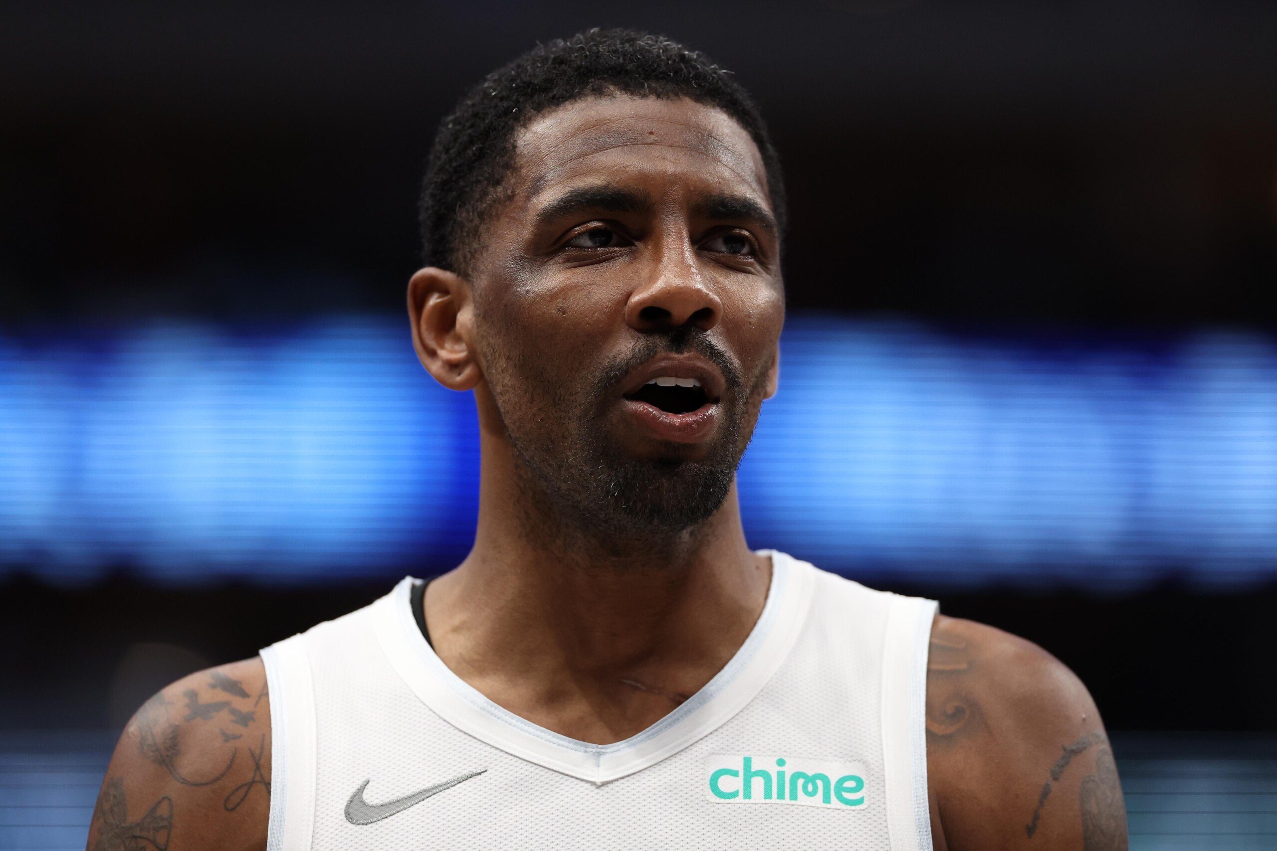Milwaukee Bucks v Dallas Mavericks