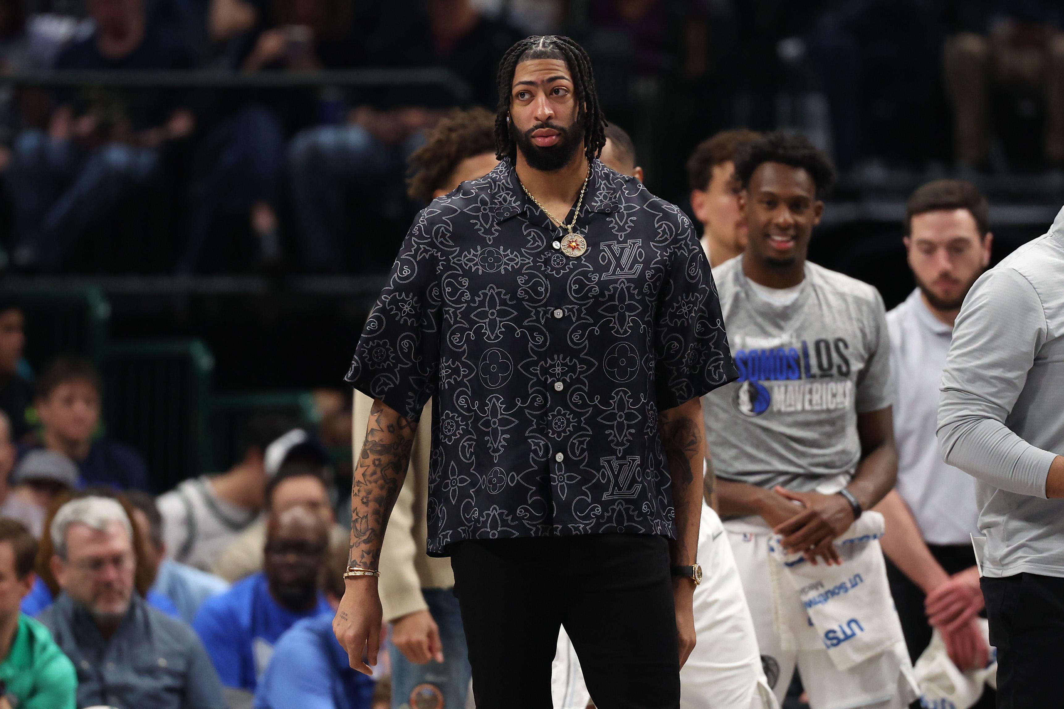 Milwaukee Bucks v Dallas Mavericks