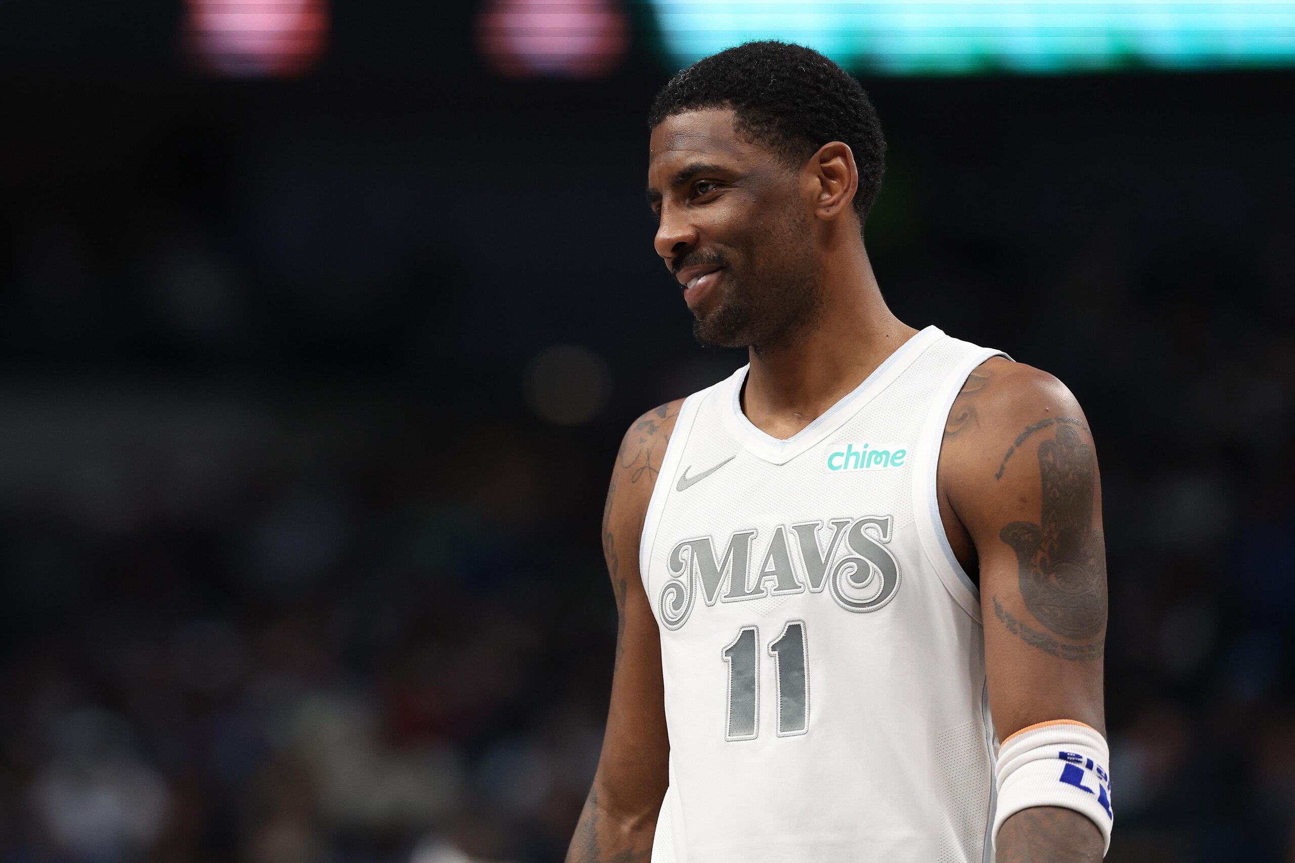 Milwaukee Bucks v Dallas Mavericks