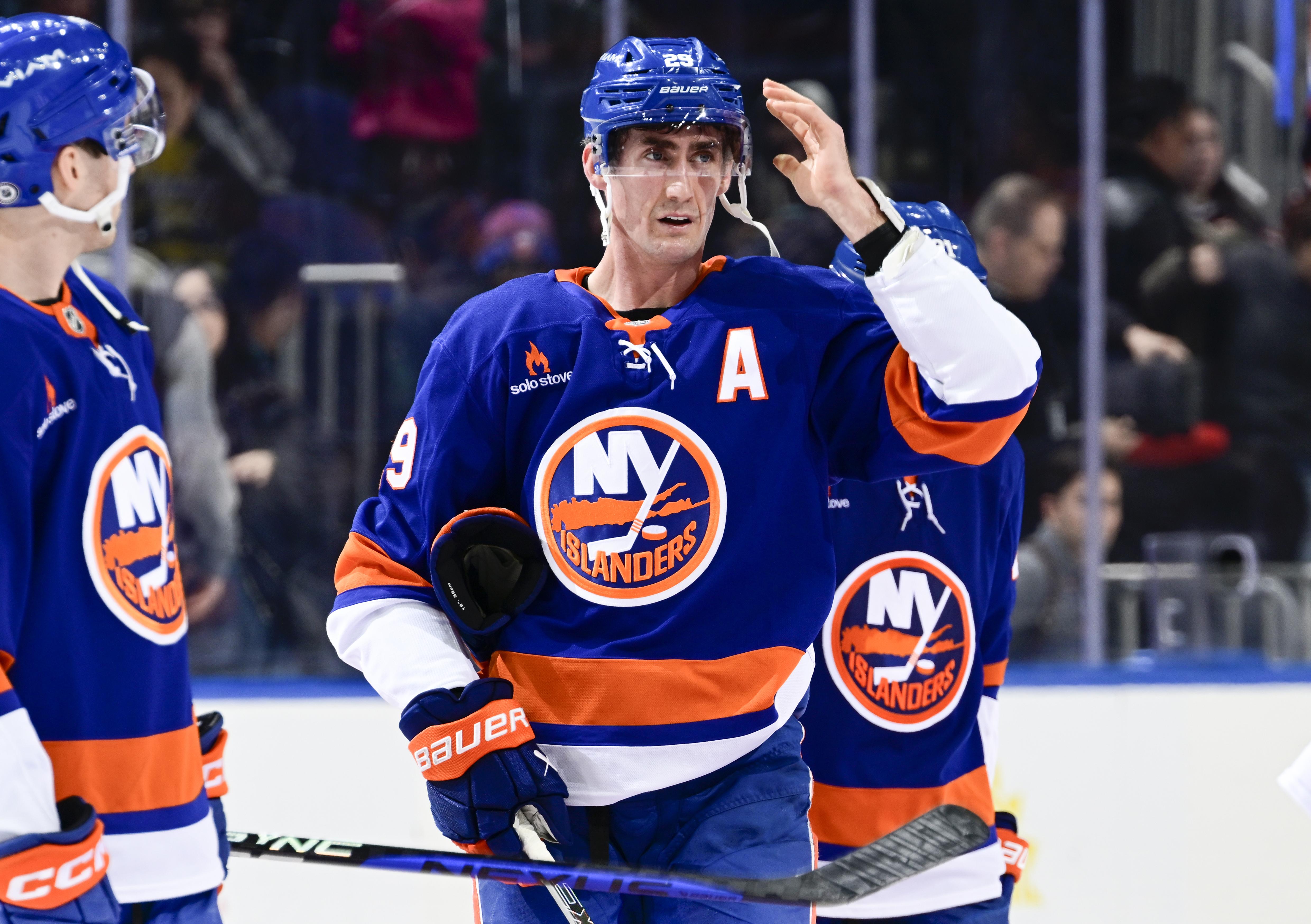 Winnipeg Jets v New York Islanders