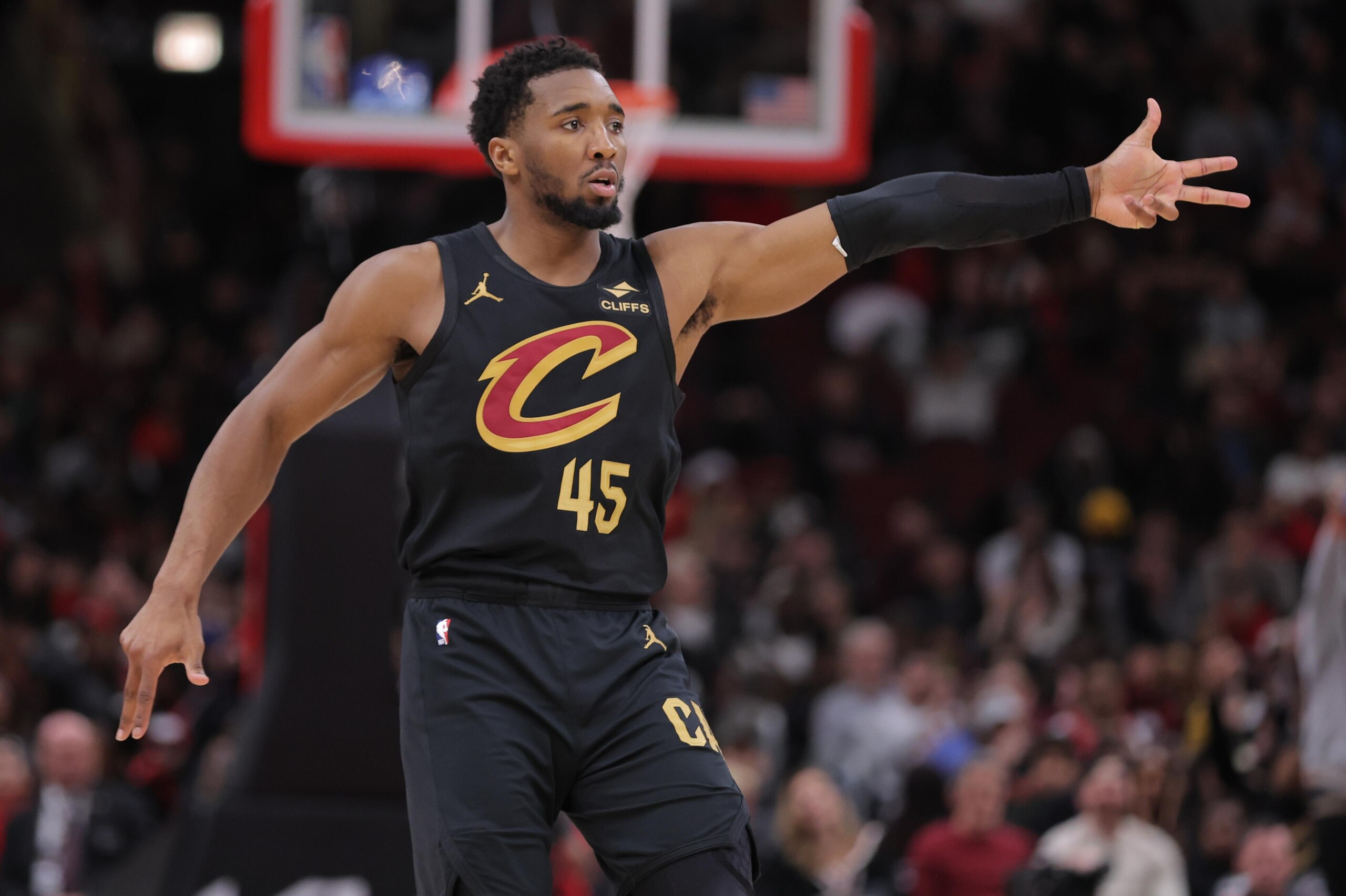 NBA: MAR 04 Cavaliers at Bulls NBA: MAR 04 Cavaliers at Bulls