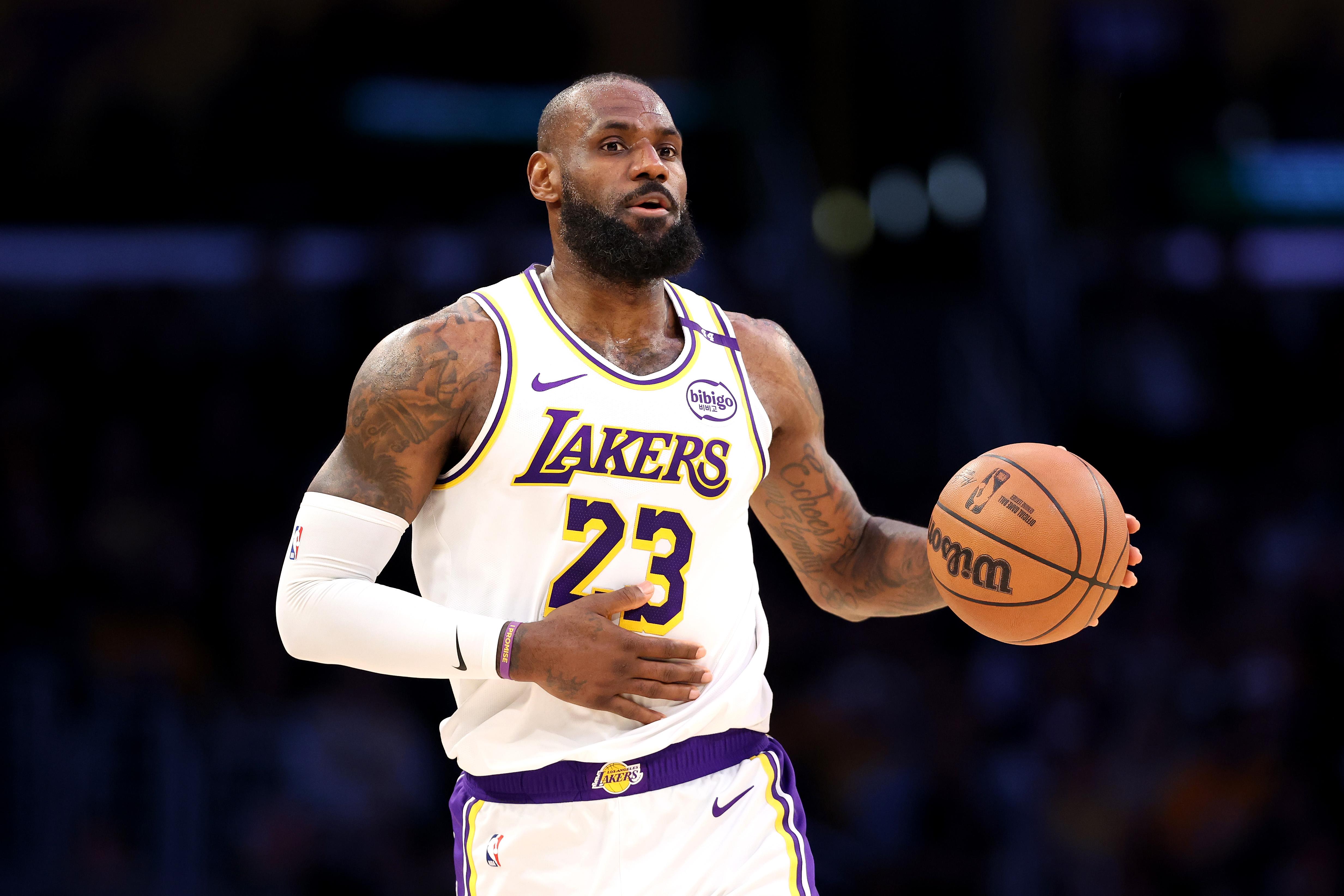 Los Angeles Clippers v Los Angeles Lakers