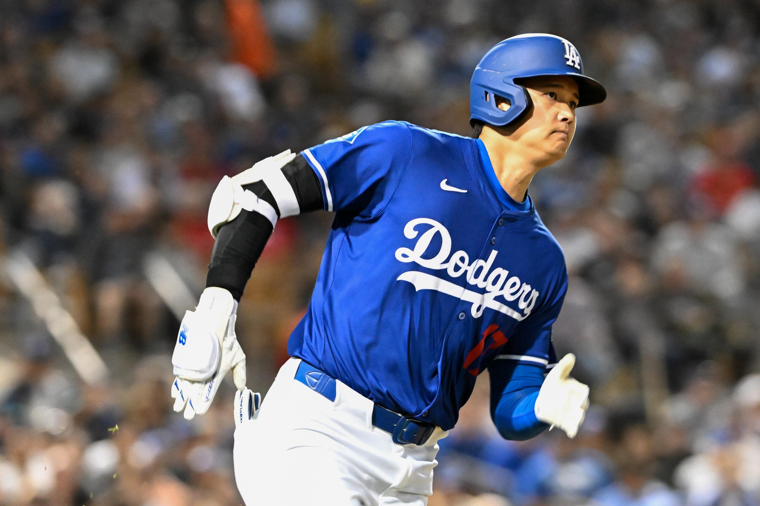 Cincinnati Reds v Los Angeles Dodgers Cincinnati Reds v Los Angeles Dodgers
