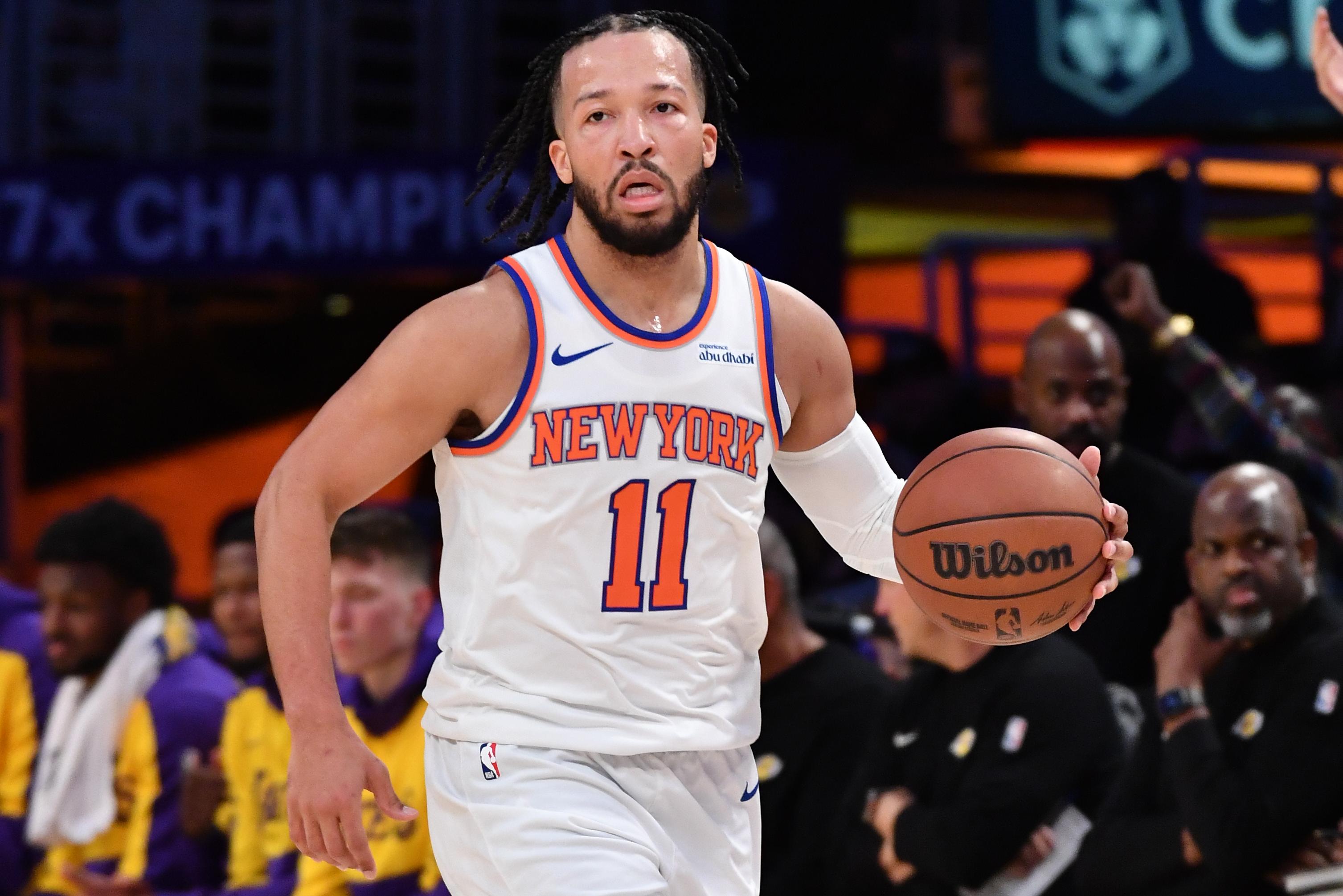 New York Knicks v Los Angeles Lakers