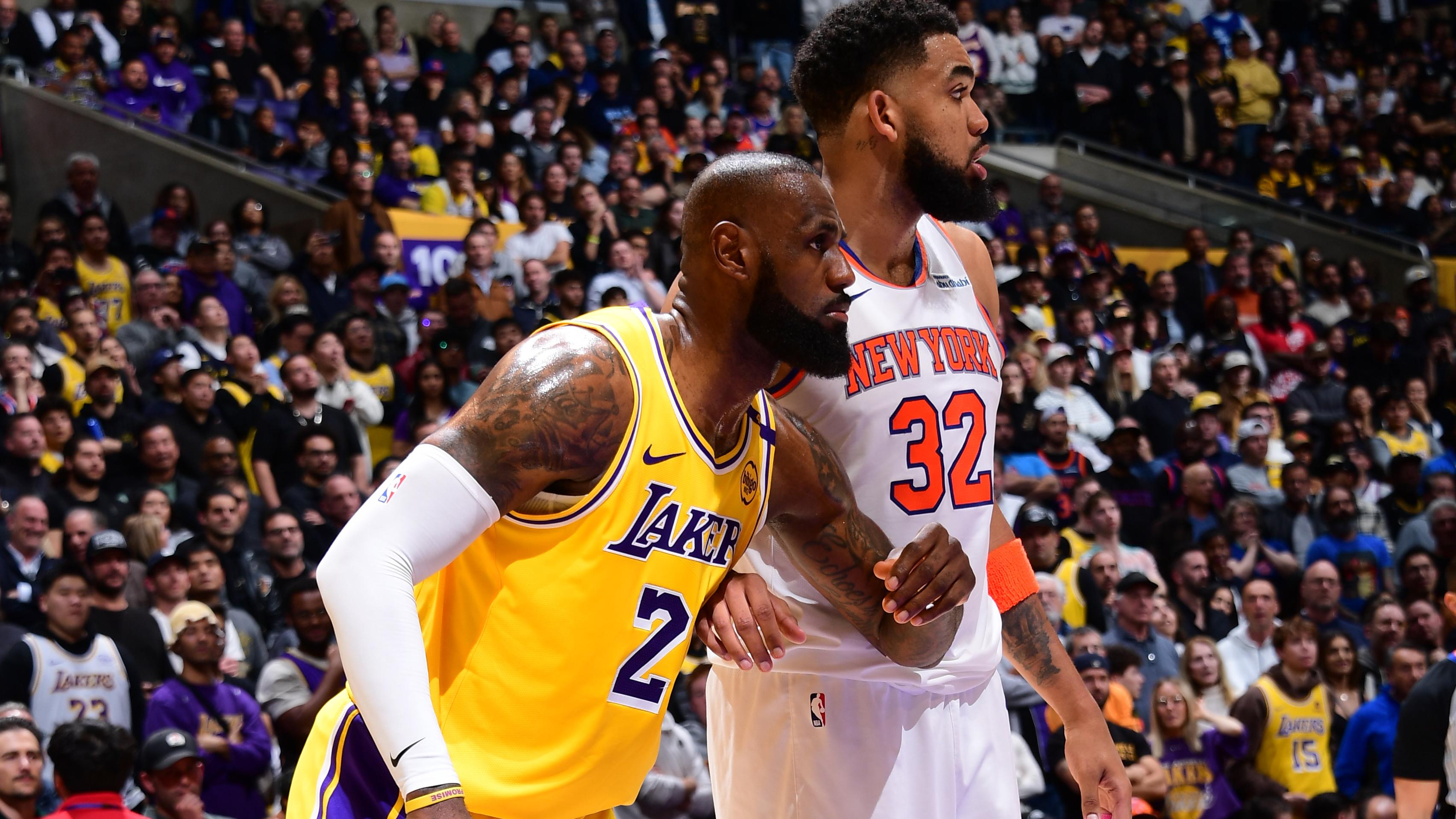 New York Knicks v Los Angeles Lakers