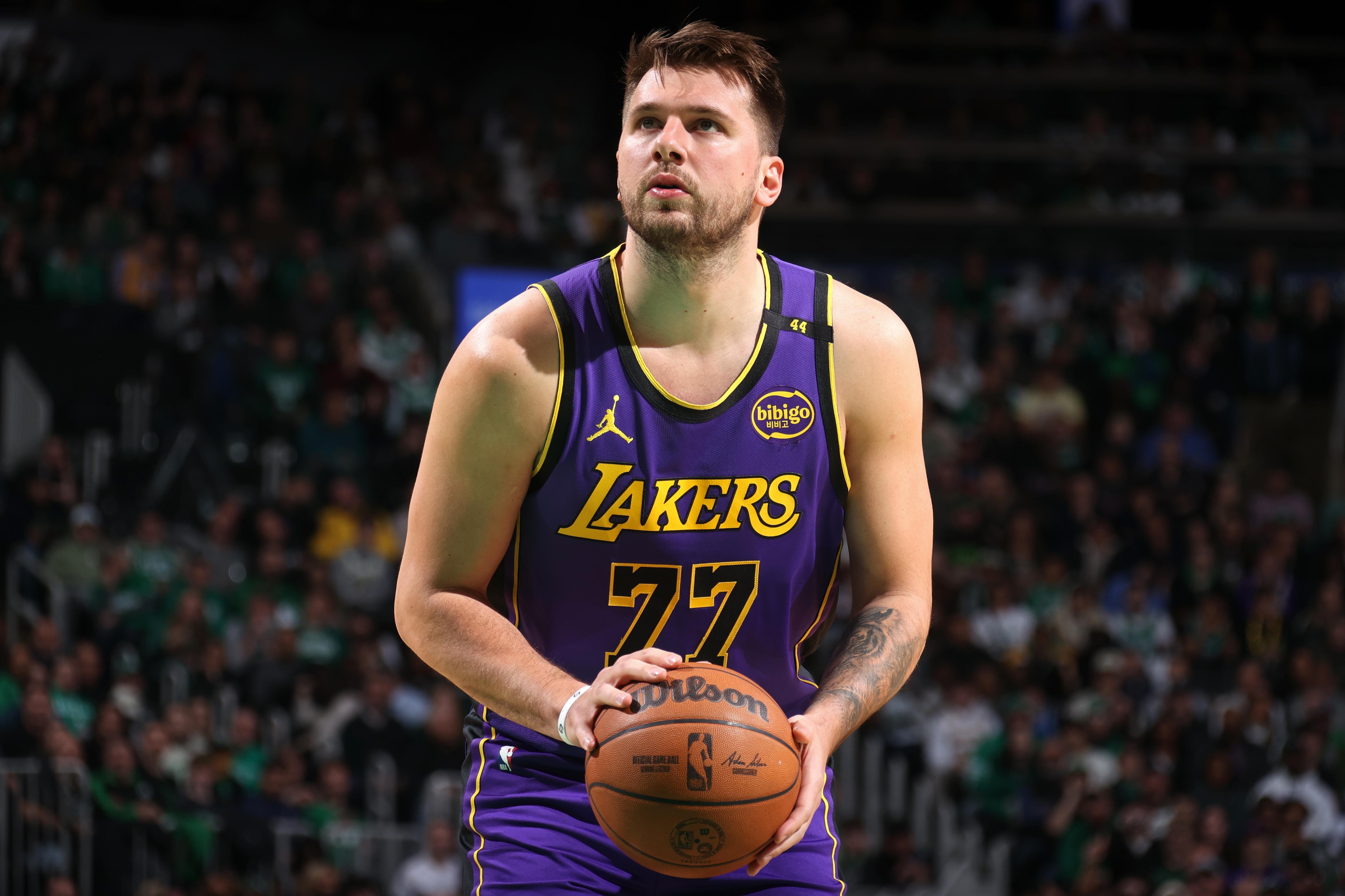 Los Angeles Lakers v Boston Celtics