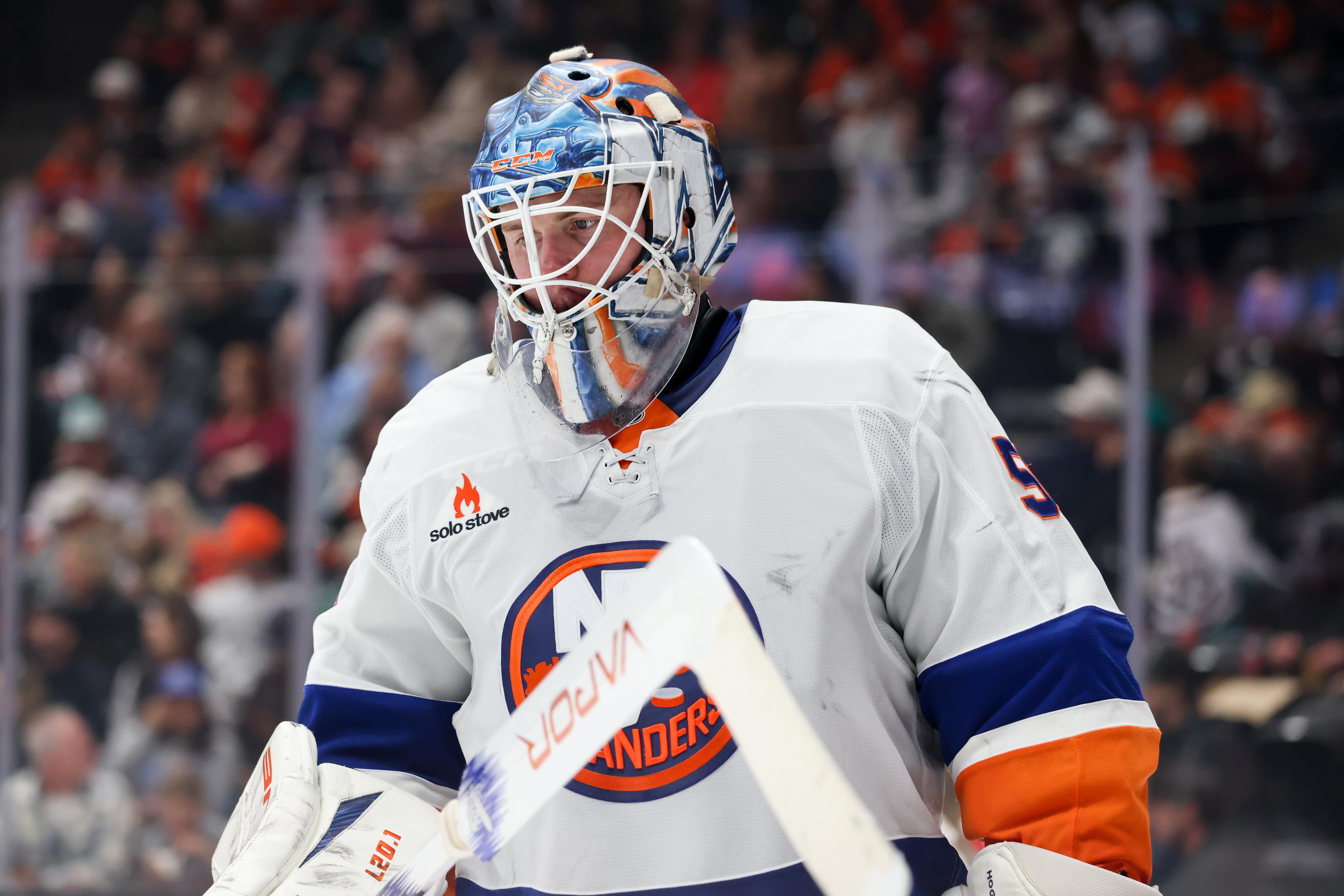 New York Islanders v Anaheim Ducks