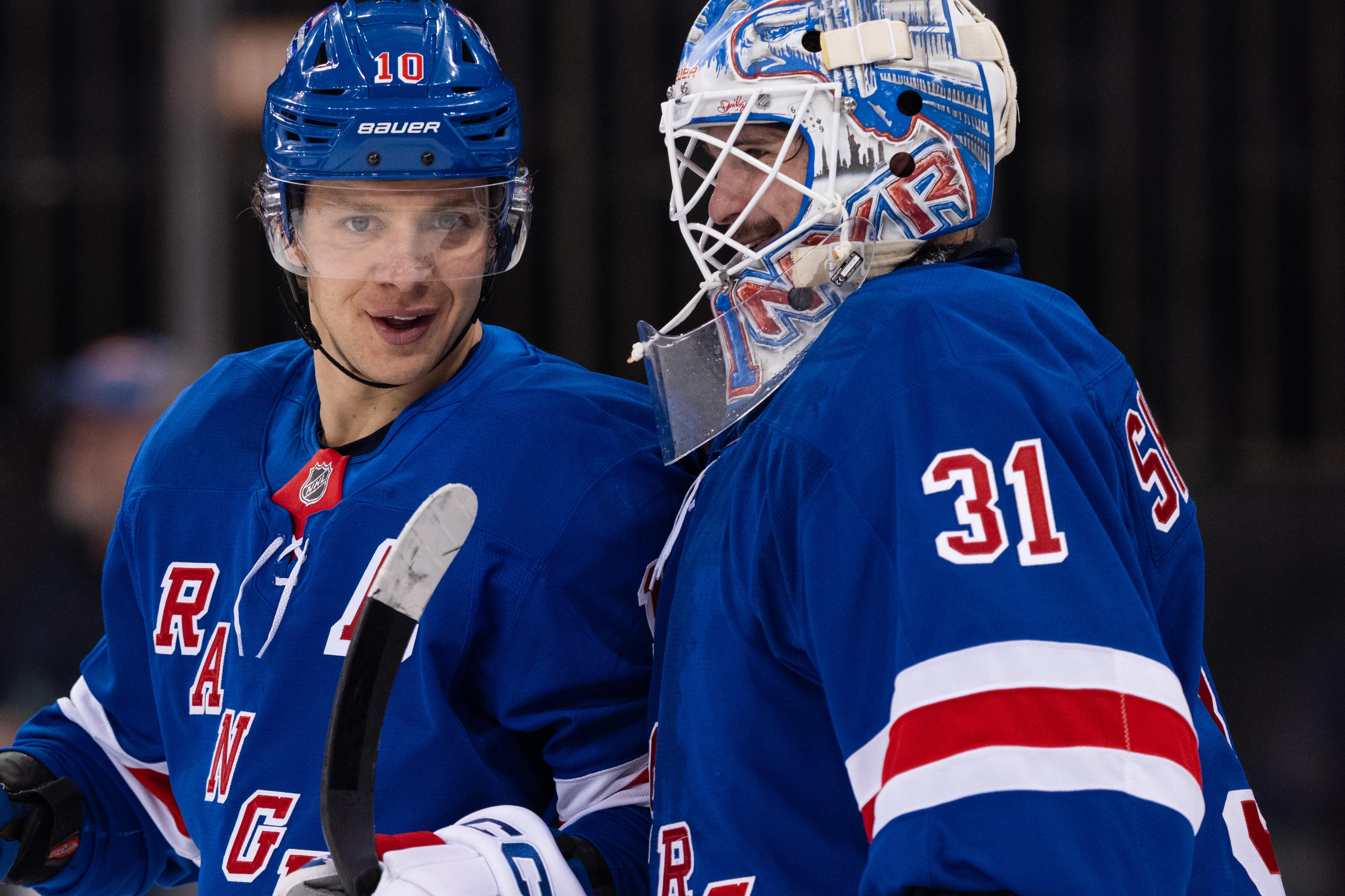 New York Islanders v New York Rangers