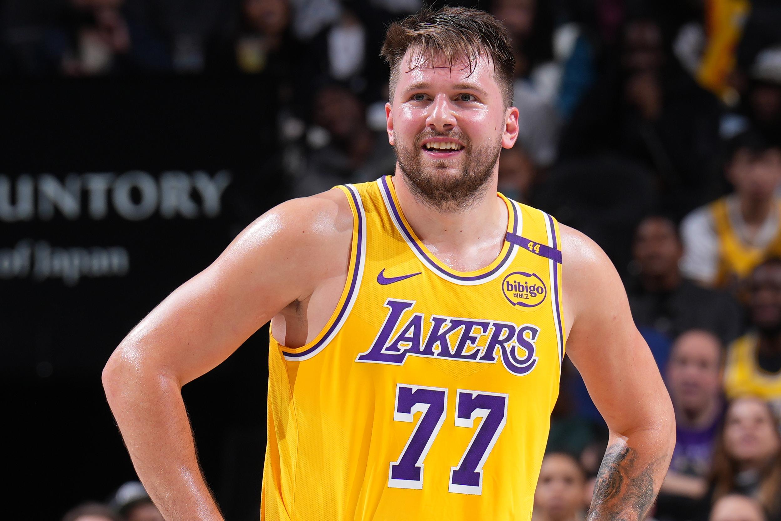 Los Angeles Lakers v Brooklyn Nets