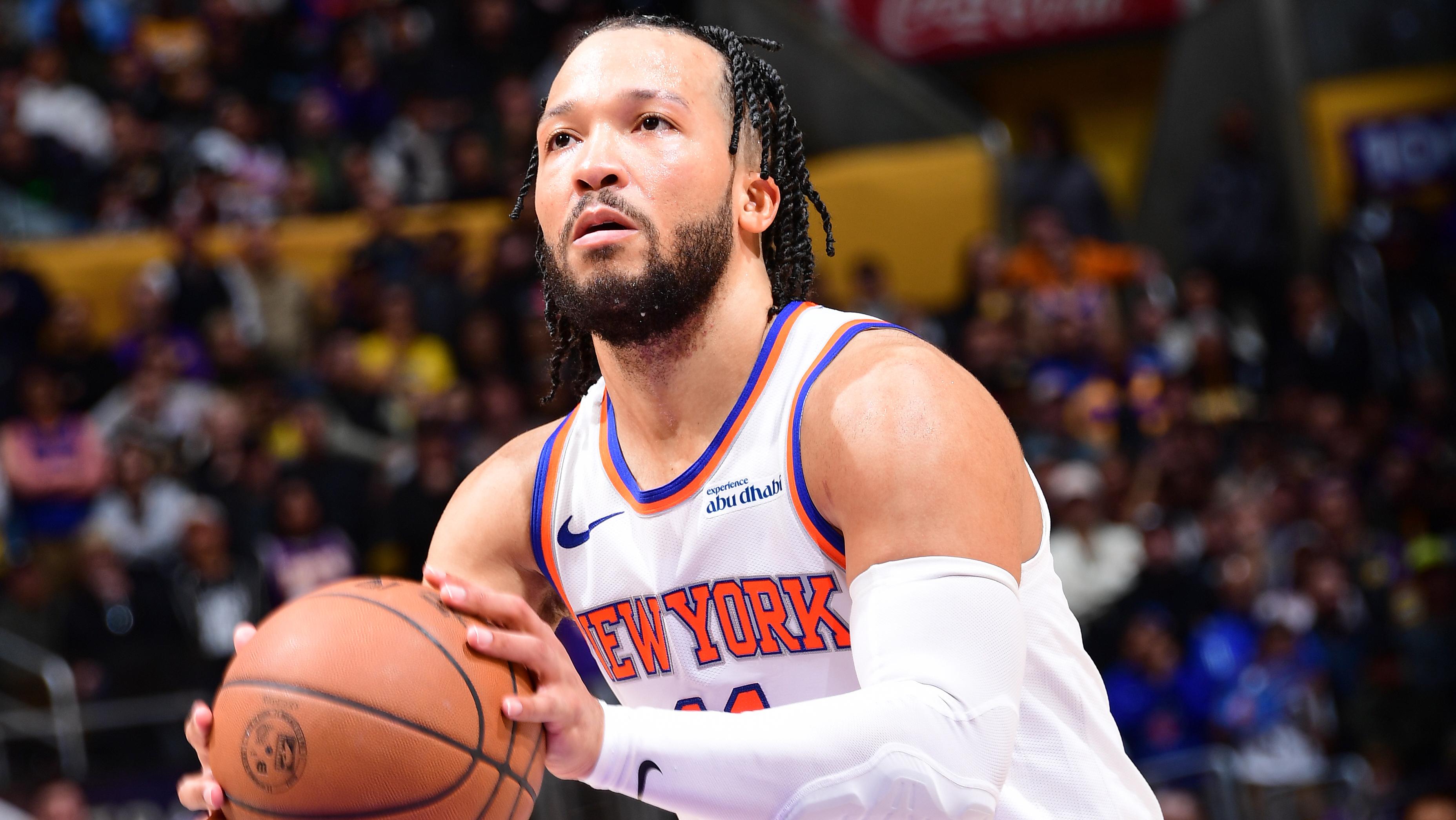 New York Knicks v Los Angeles Lakers