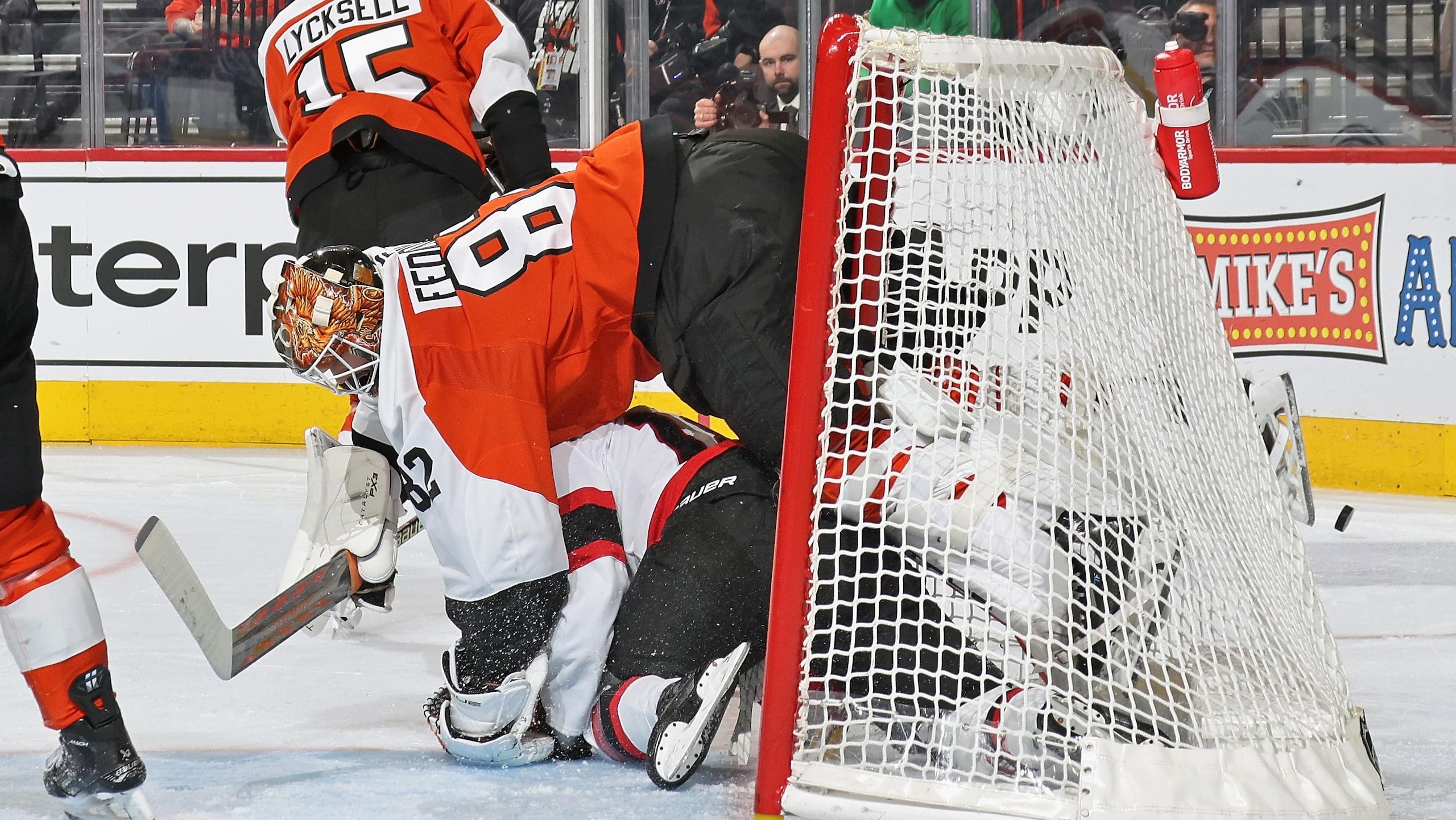 Ottawa Senators v Philadelphia Flyers