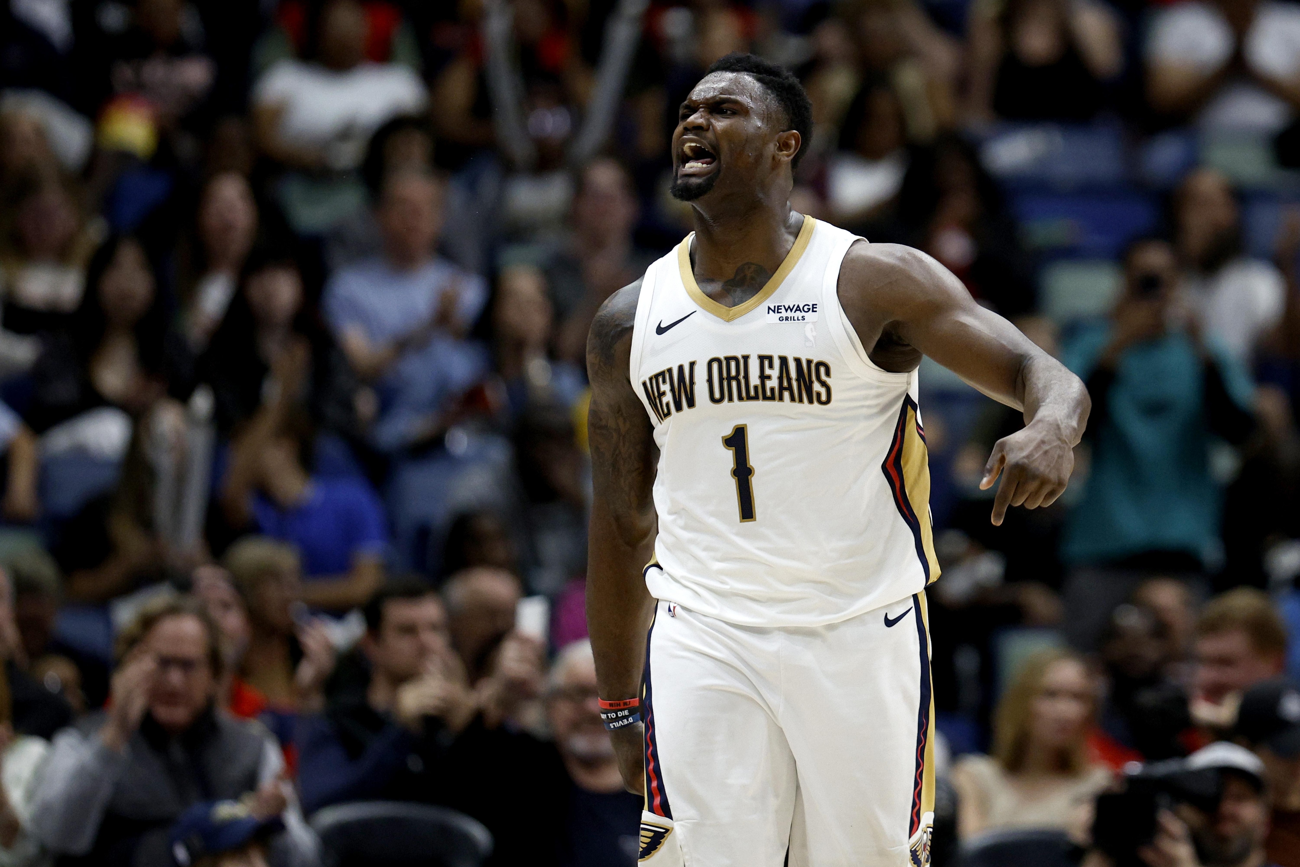 Los Angeles Clippers v New Orleans Pelicans